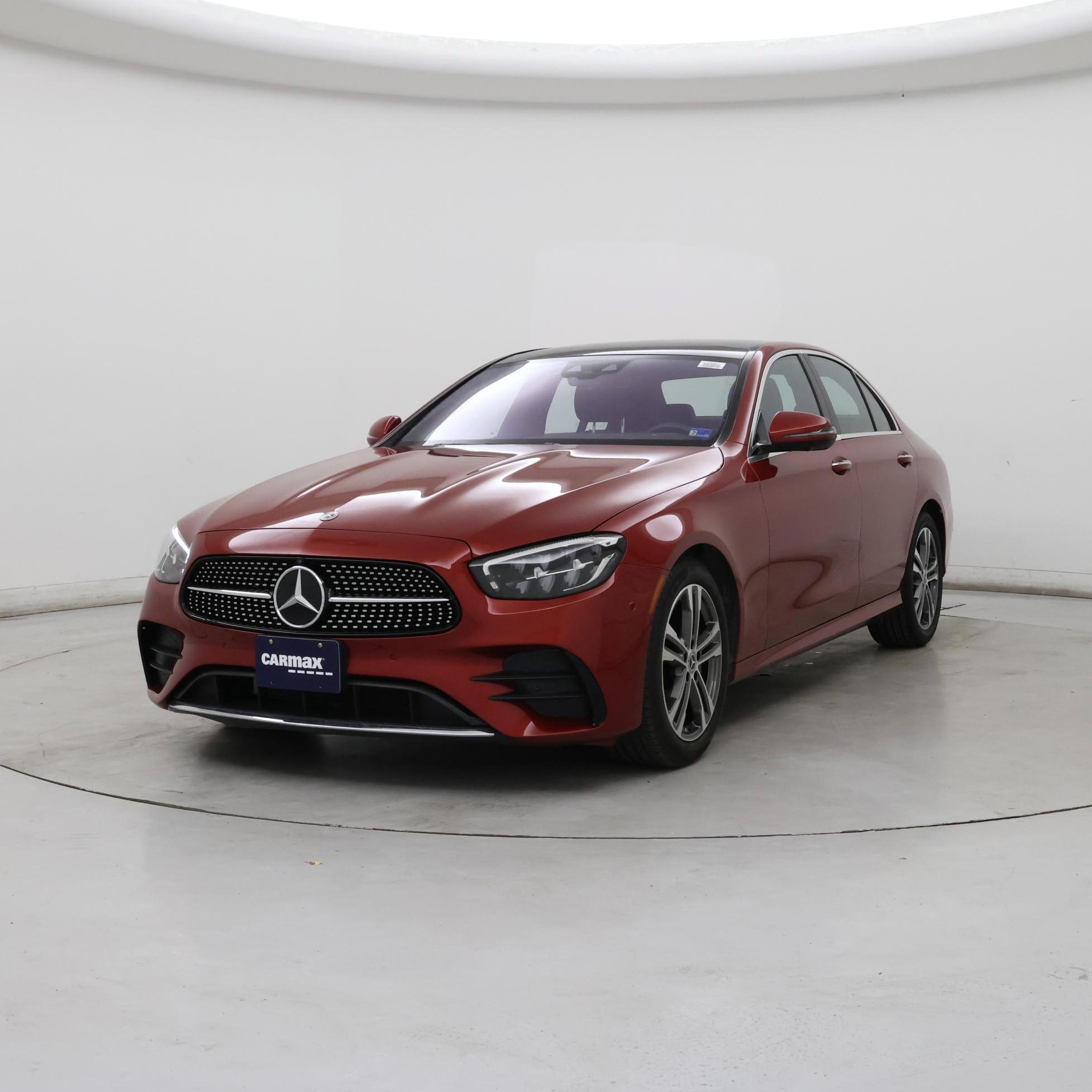 Thumbnail: 2022 Mercedes-Benz E-Class - 4