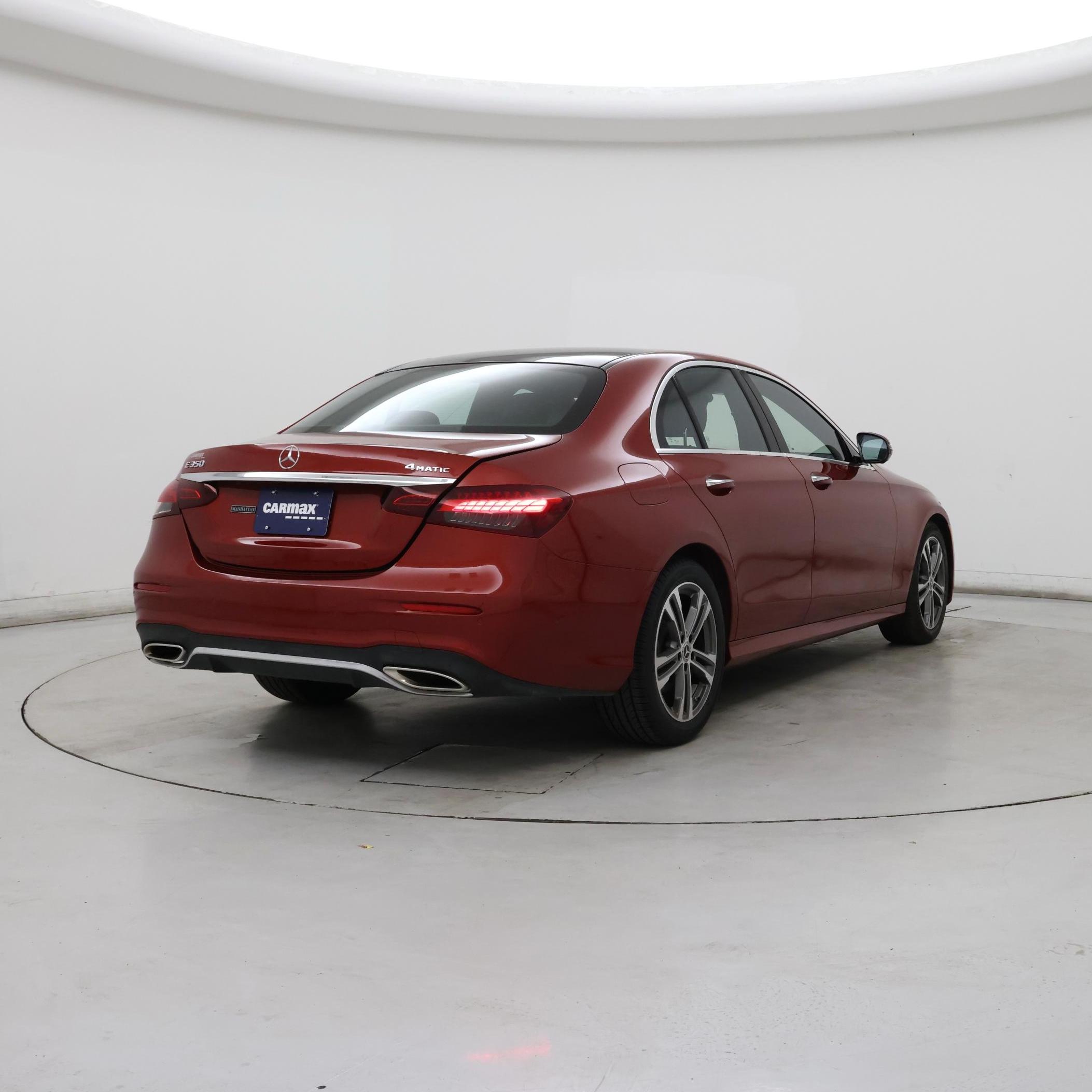 Thumbnail: 2022 Mercedes-Benz E-Class - 8