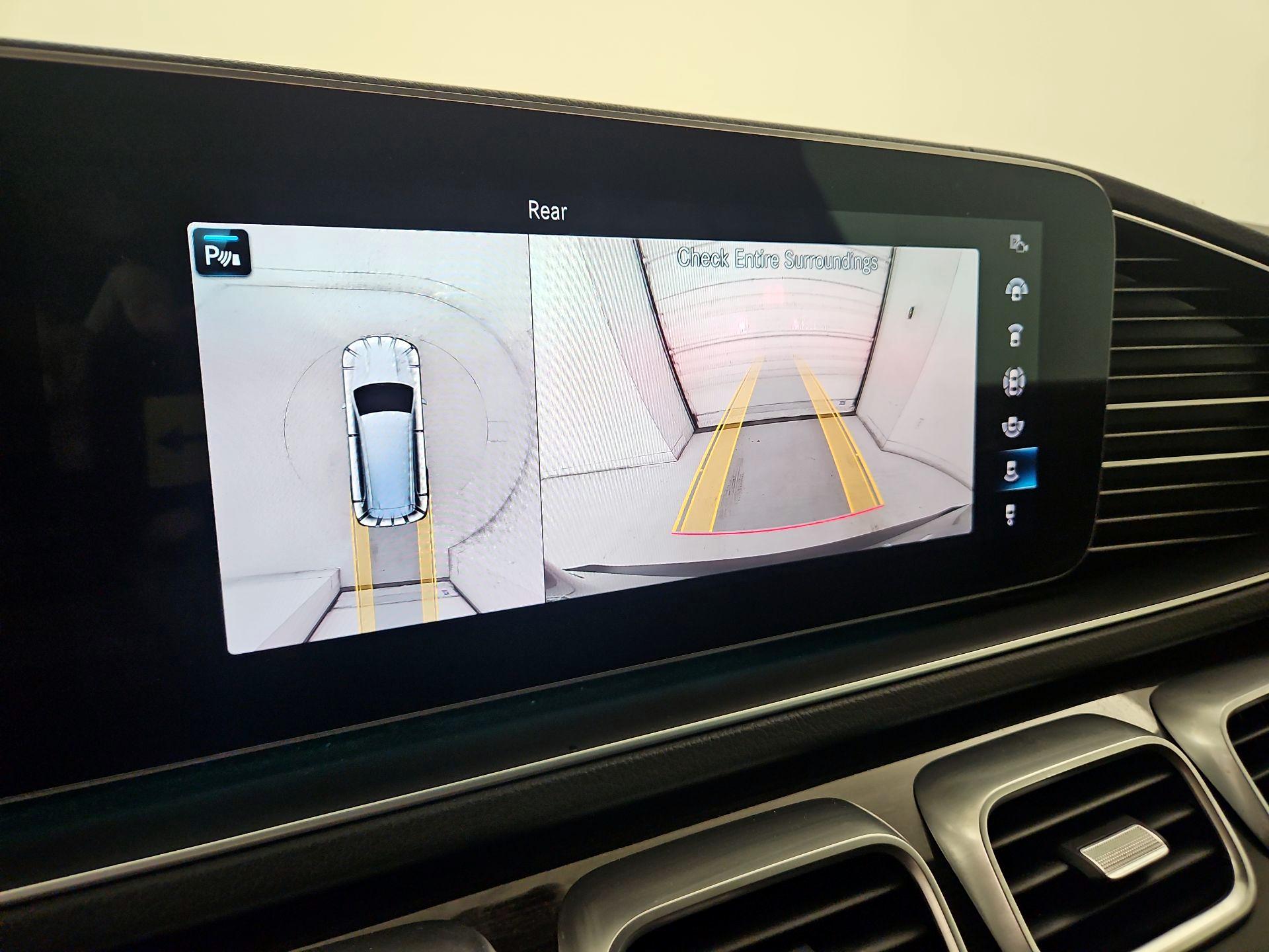 Thumbnail: 2022 Mercedes-Benz GLS - 15