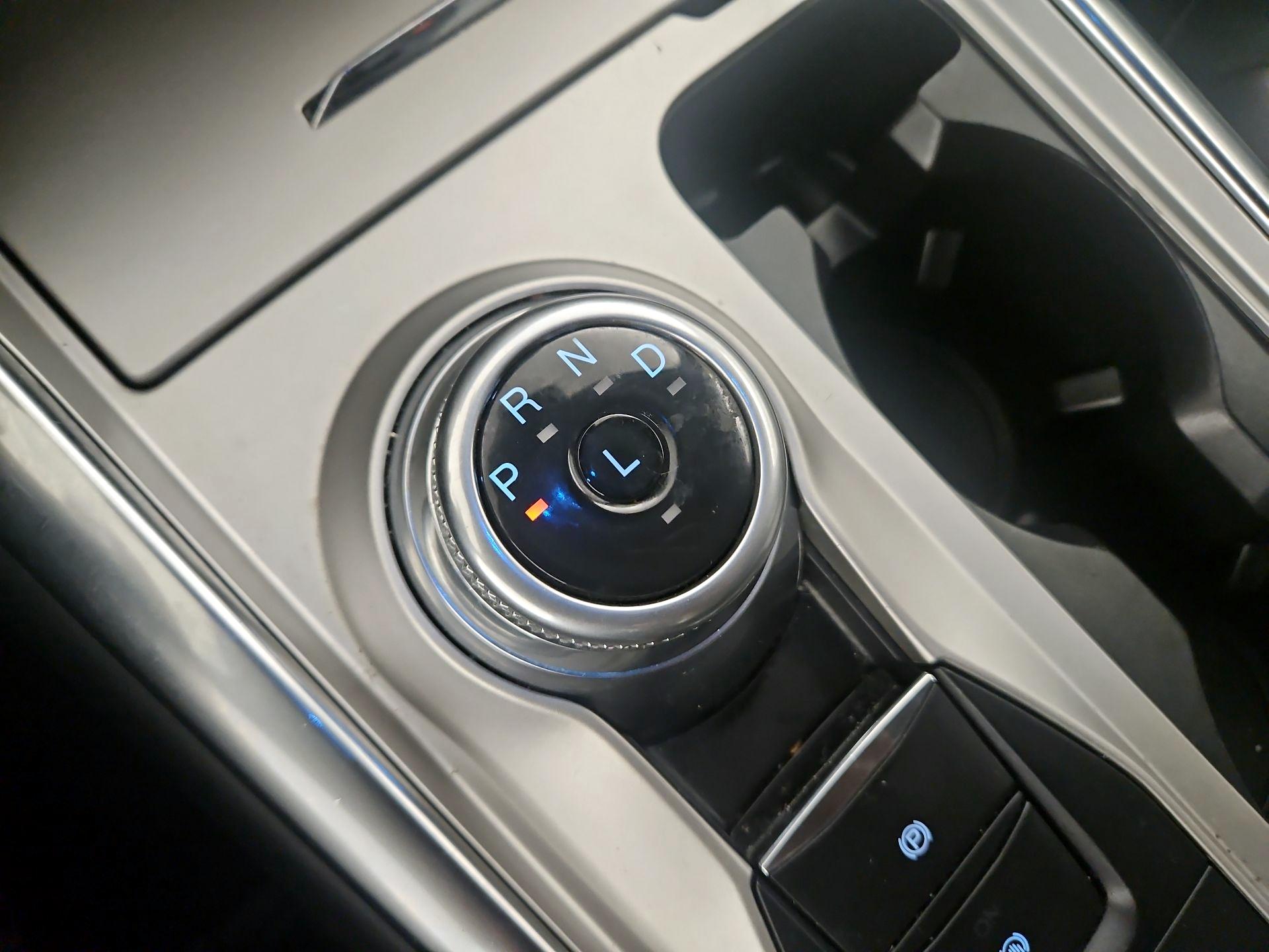 Thumbnail: 2022 Ford Explorer - 18