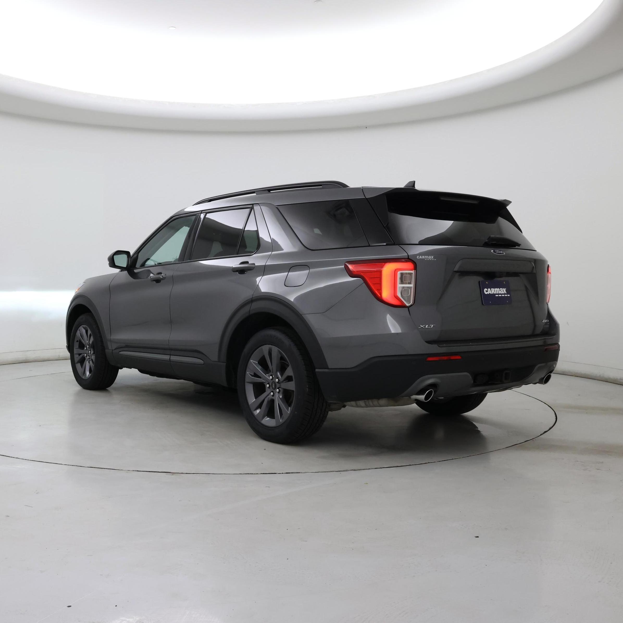 Thumbnail: 2022 Ford Explorer - 2