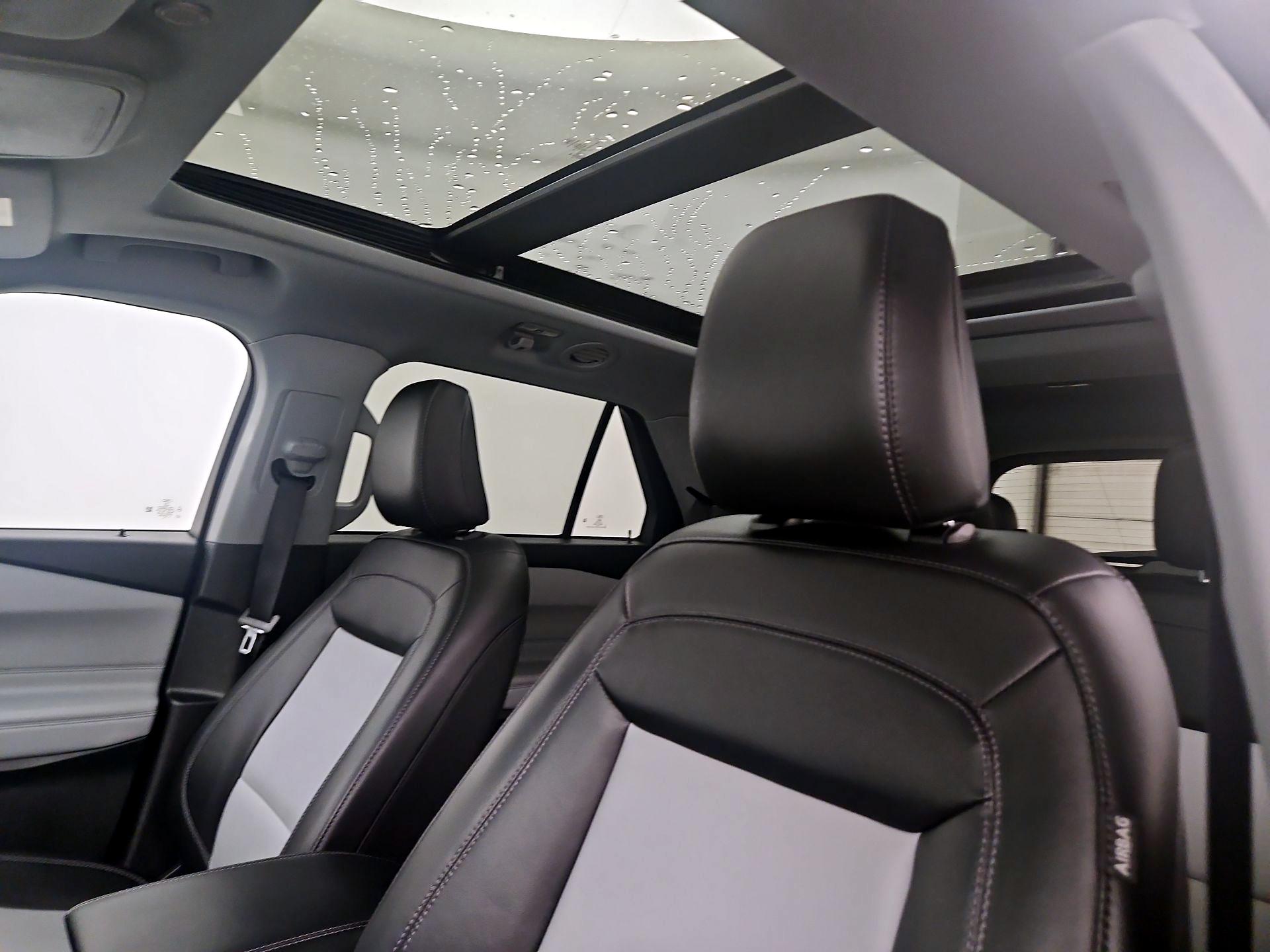 Thumbnail: 2022 Ford Explorer - 20