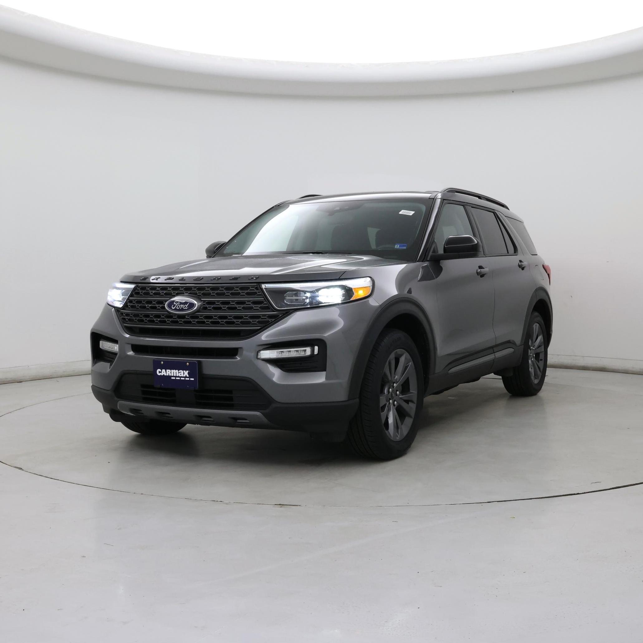 Thumbnail: 2022 Ford Explorer - 4