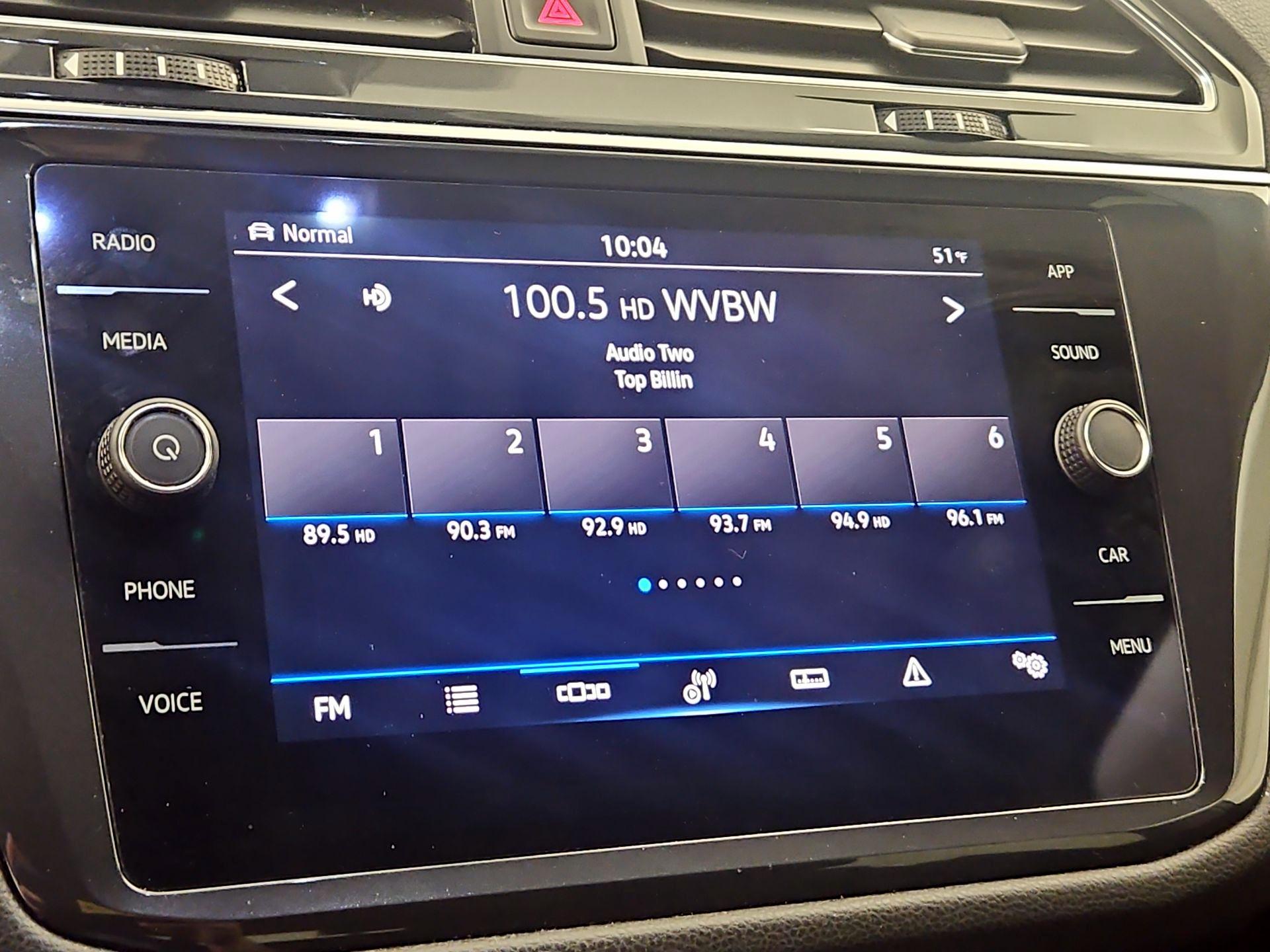 Thumbnail: 2023 Volkswagen Tiguan - 15