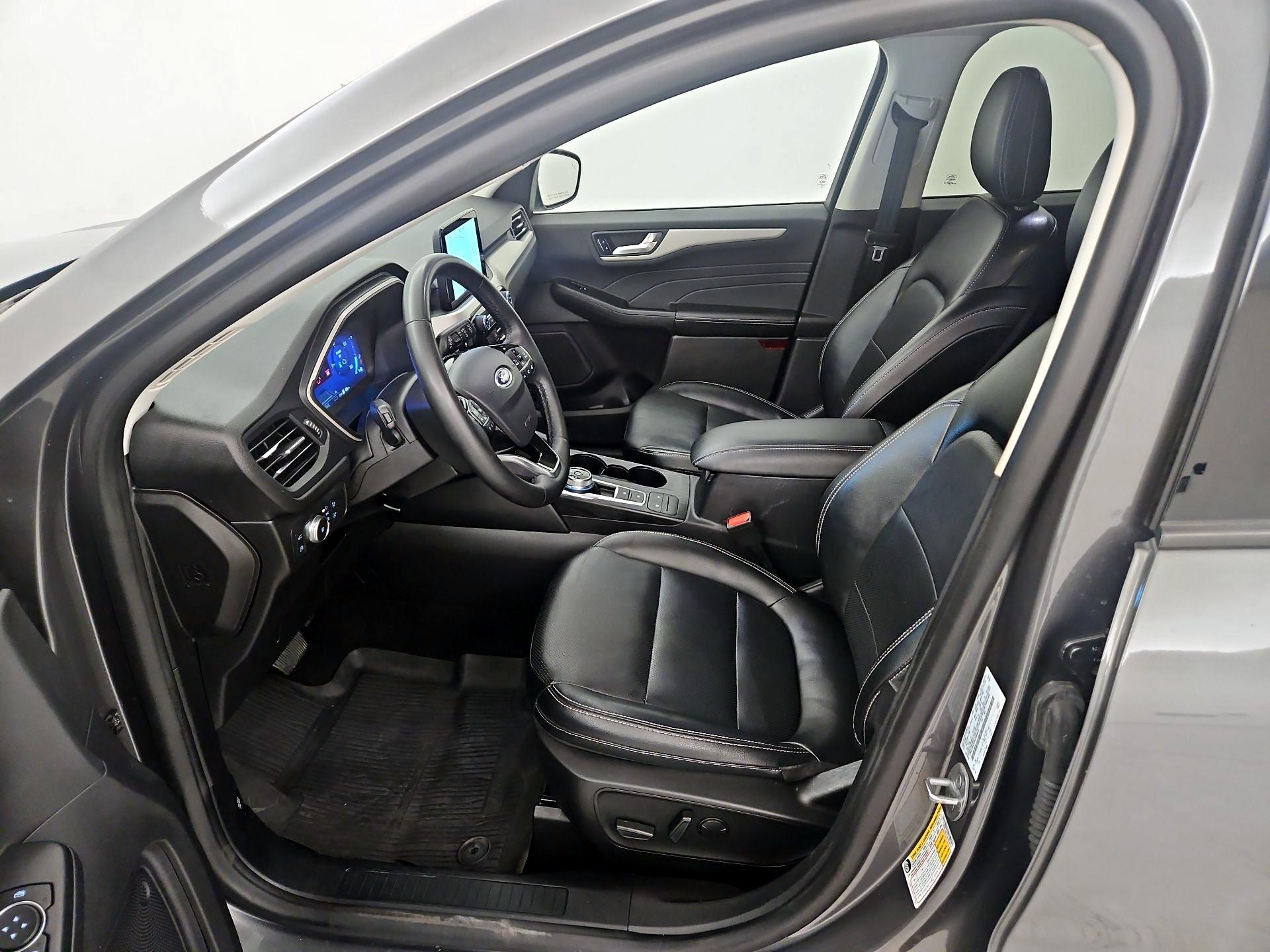 Thumbnail: 2022 Ford Escape - 11