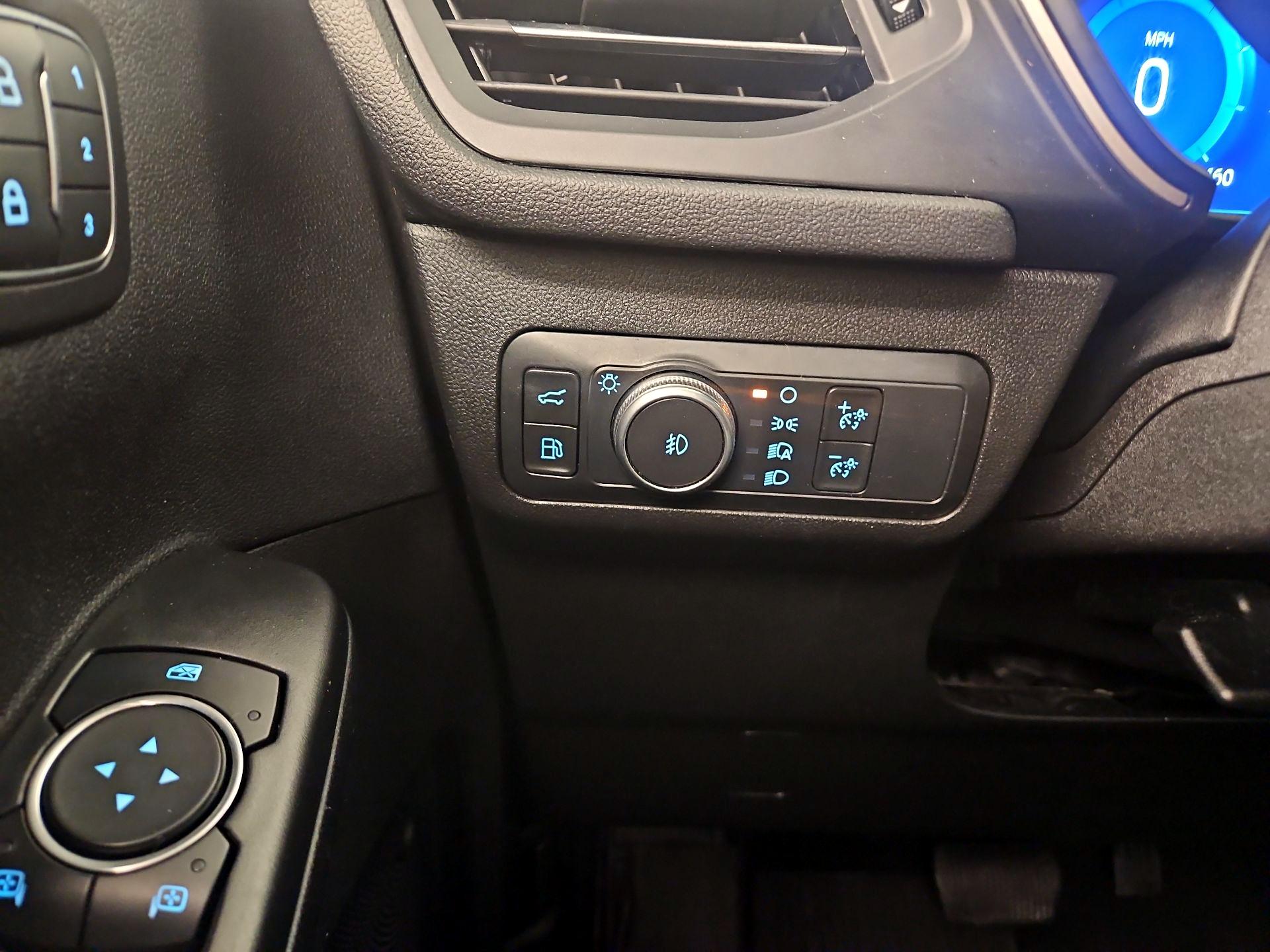 Thumbnail: 2022 Ford Escape - 13