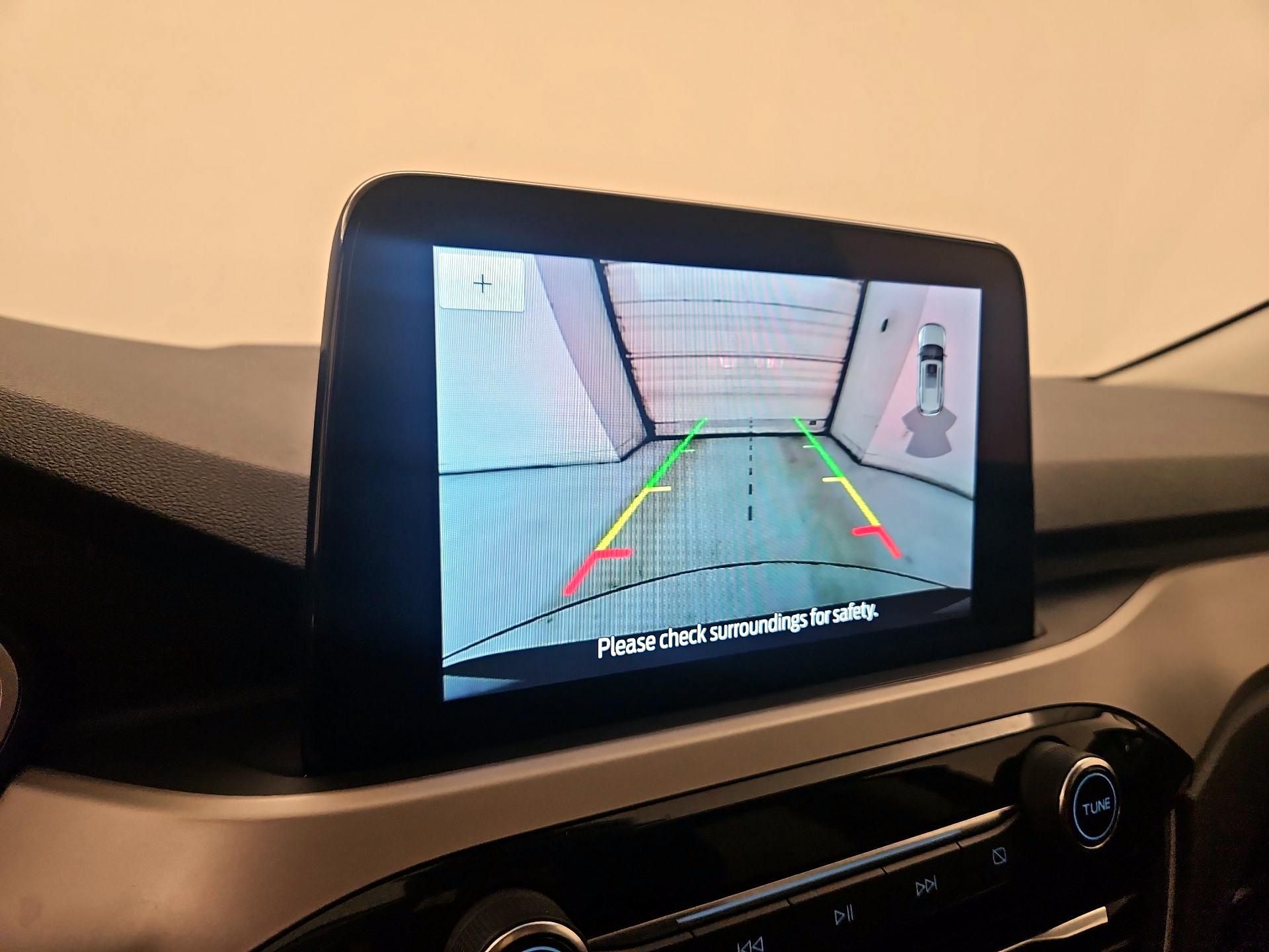 Thumbnail: 2022 Ford Escape - 15