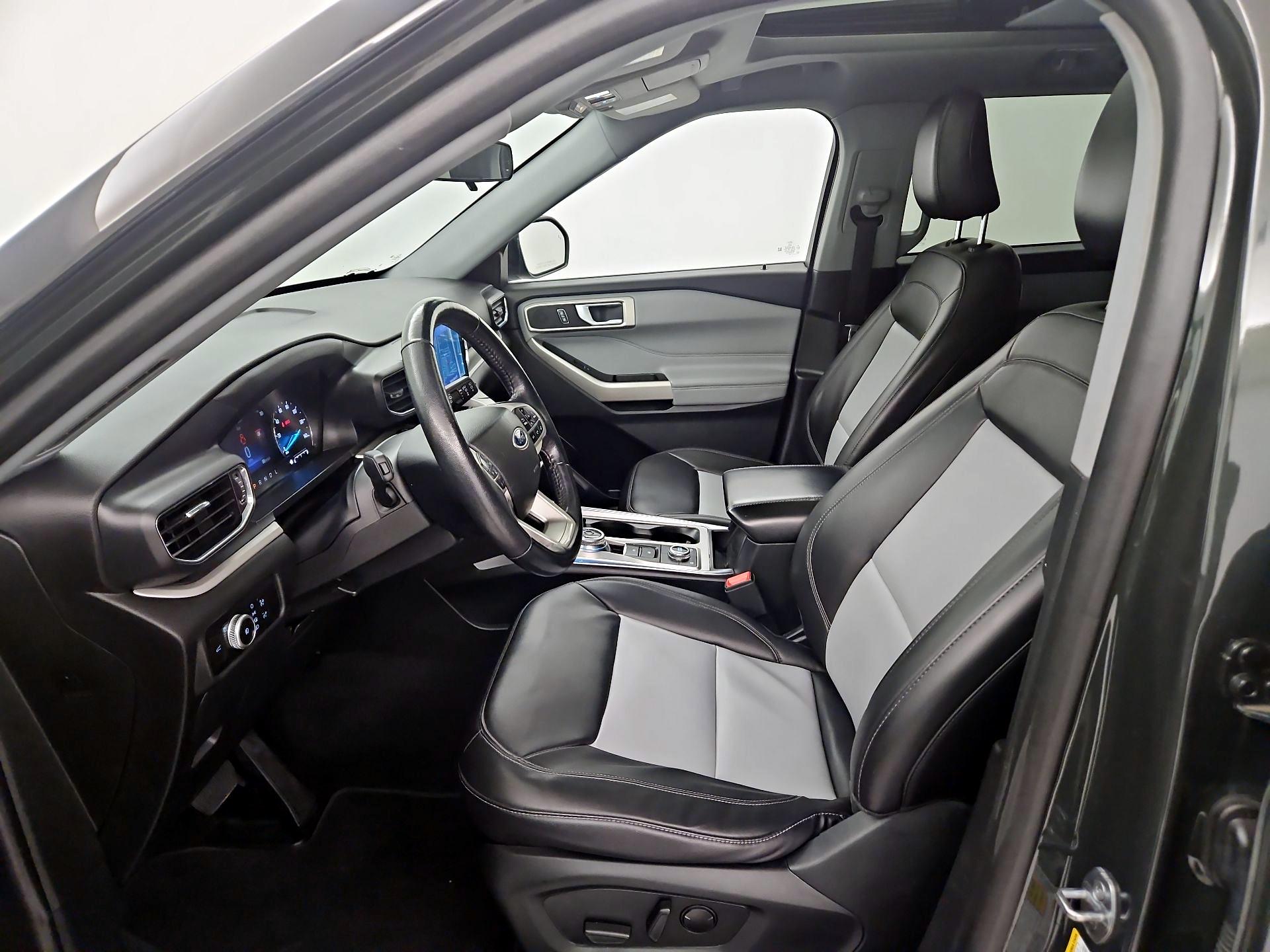 Thumbnail: 2023 Ford Explorer - 11