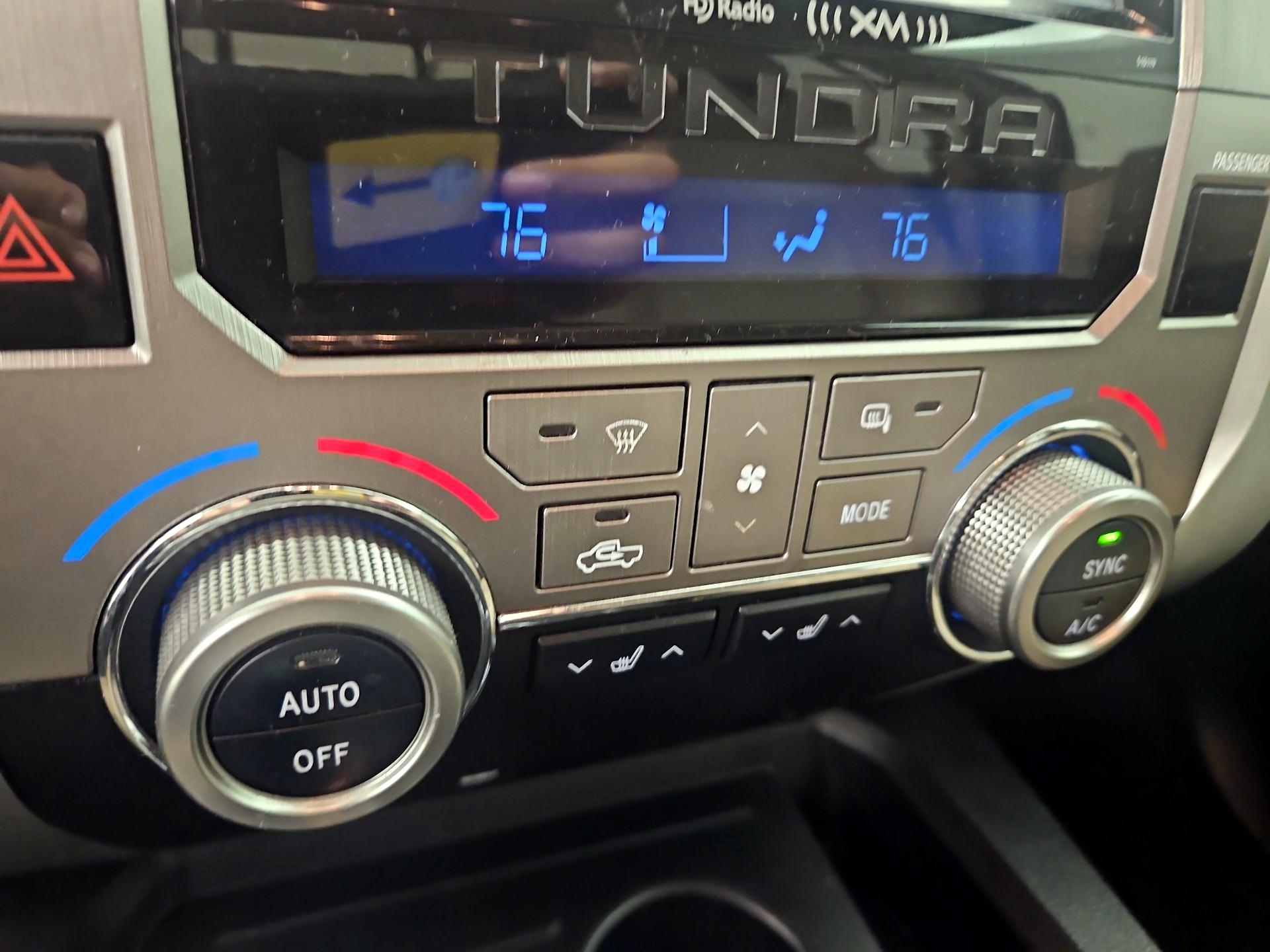 Thumbnail: 2016 Toyota Tundra - 16