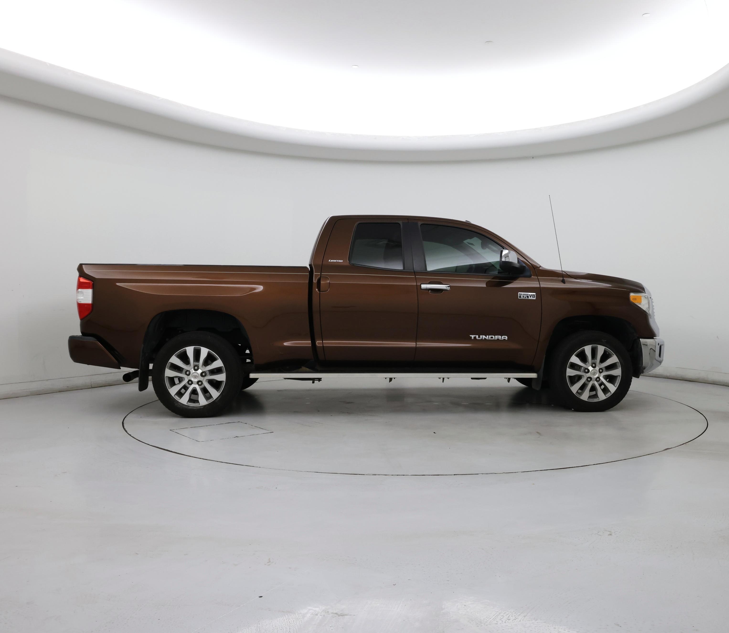 Thumbnail: 2016 Toyota Tundra - 7