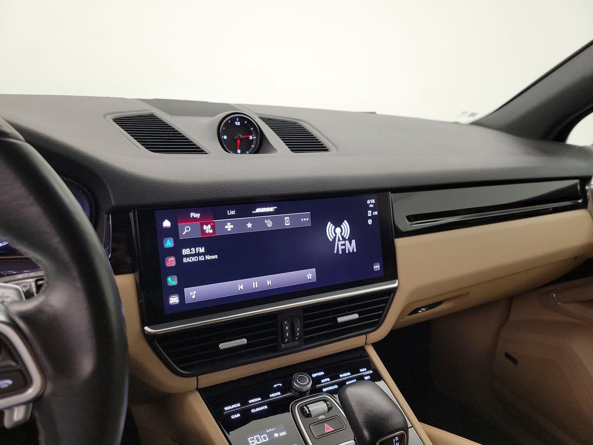 Thumbnail: 2022 Porsche Cayenne - 15