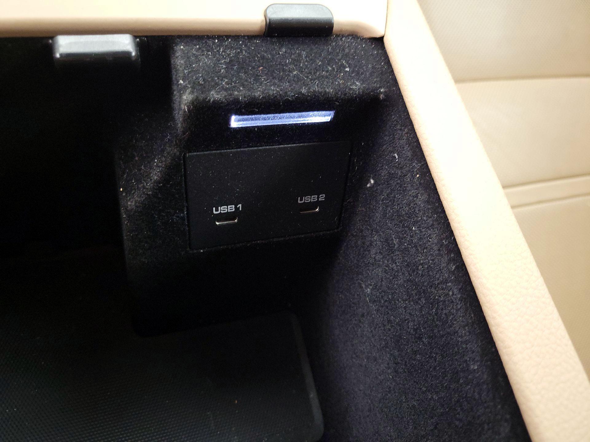 Thumbnail: 2022 Porsche Cayenne - 18