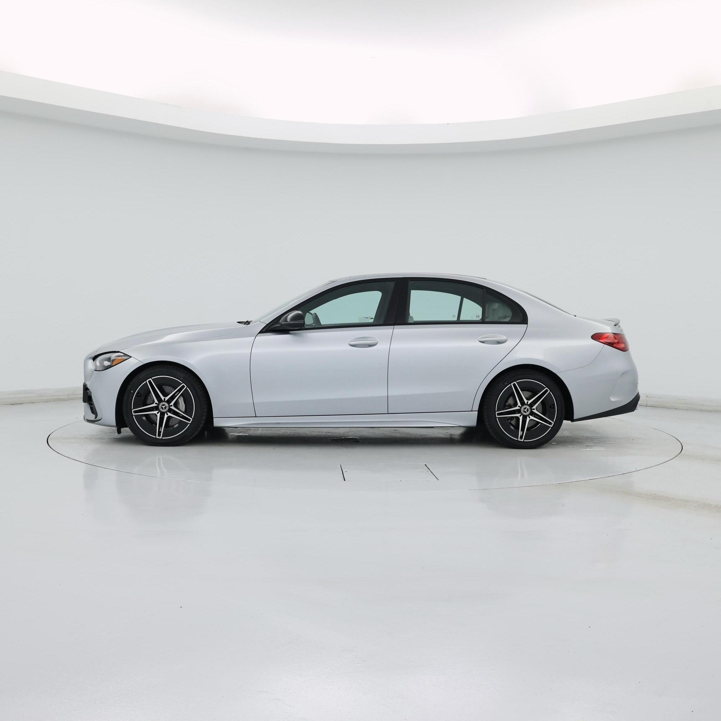 Thumbnail: 2023 Mercedes-Benz C-Class - 3
