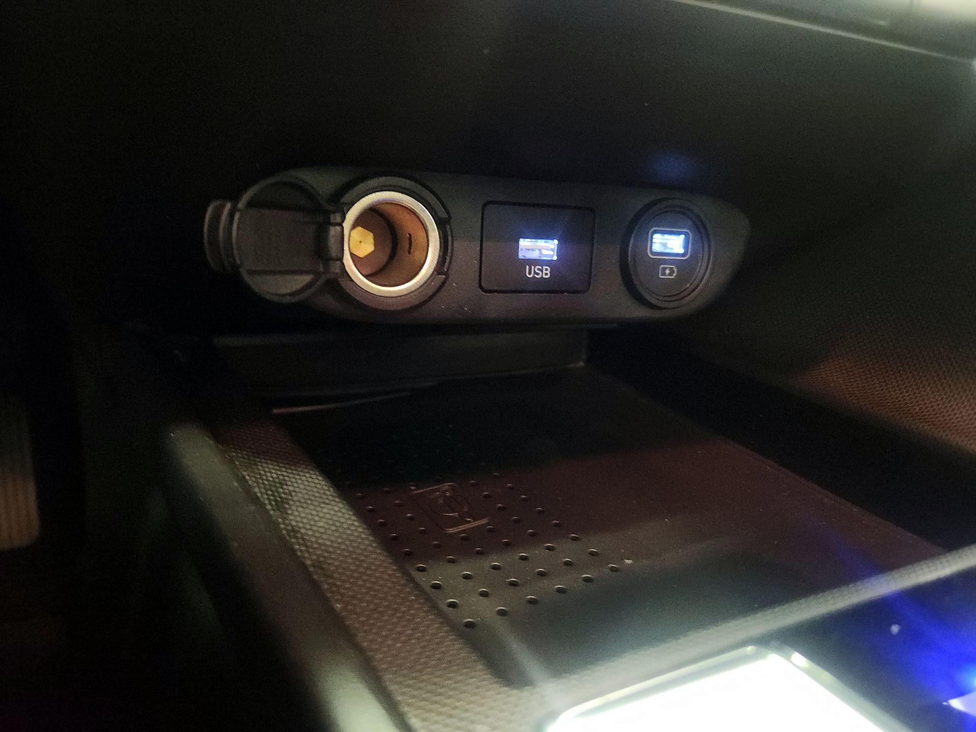 Thumbnail: 2023 Hyundai Elantra - 19