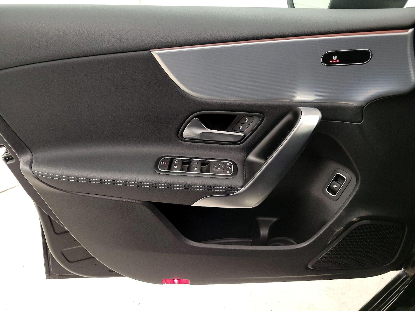 2022 Mercedes-Benz A-Class A220 - Photo 13