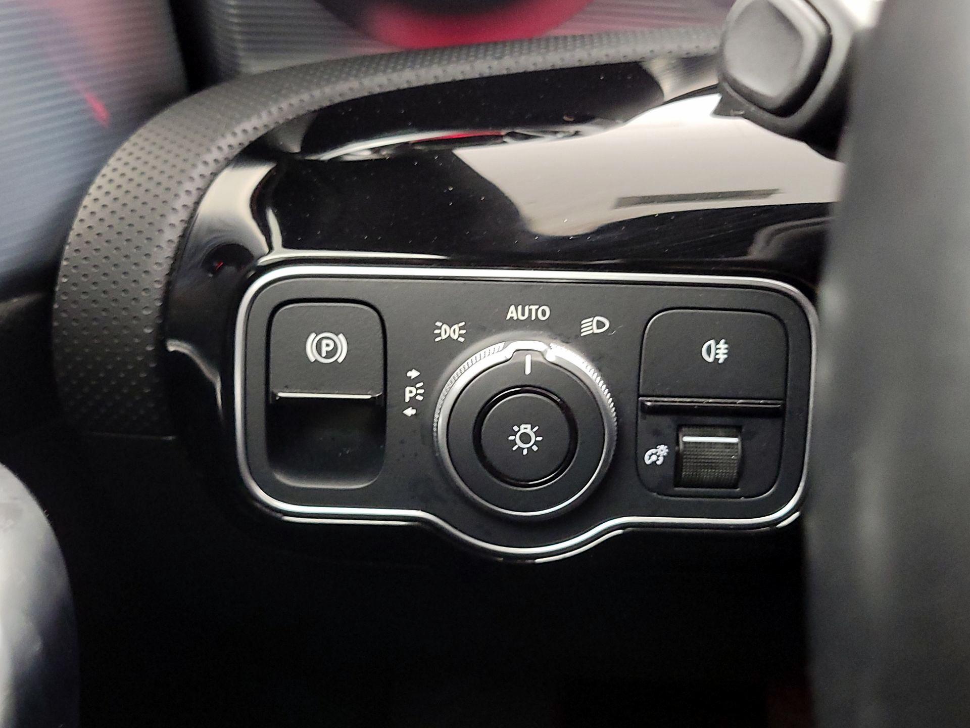 Thumbnail: 2022 Mercedes-Benz A-Class - 13