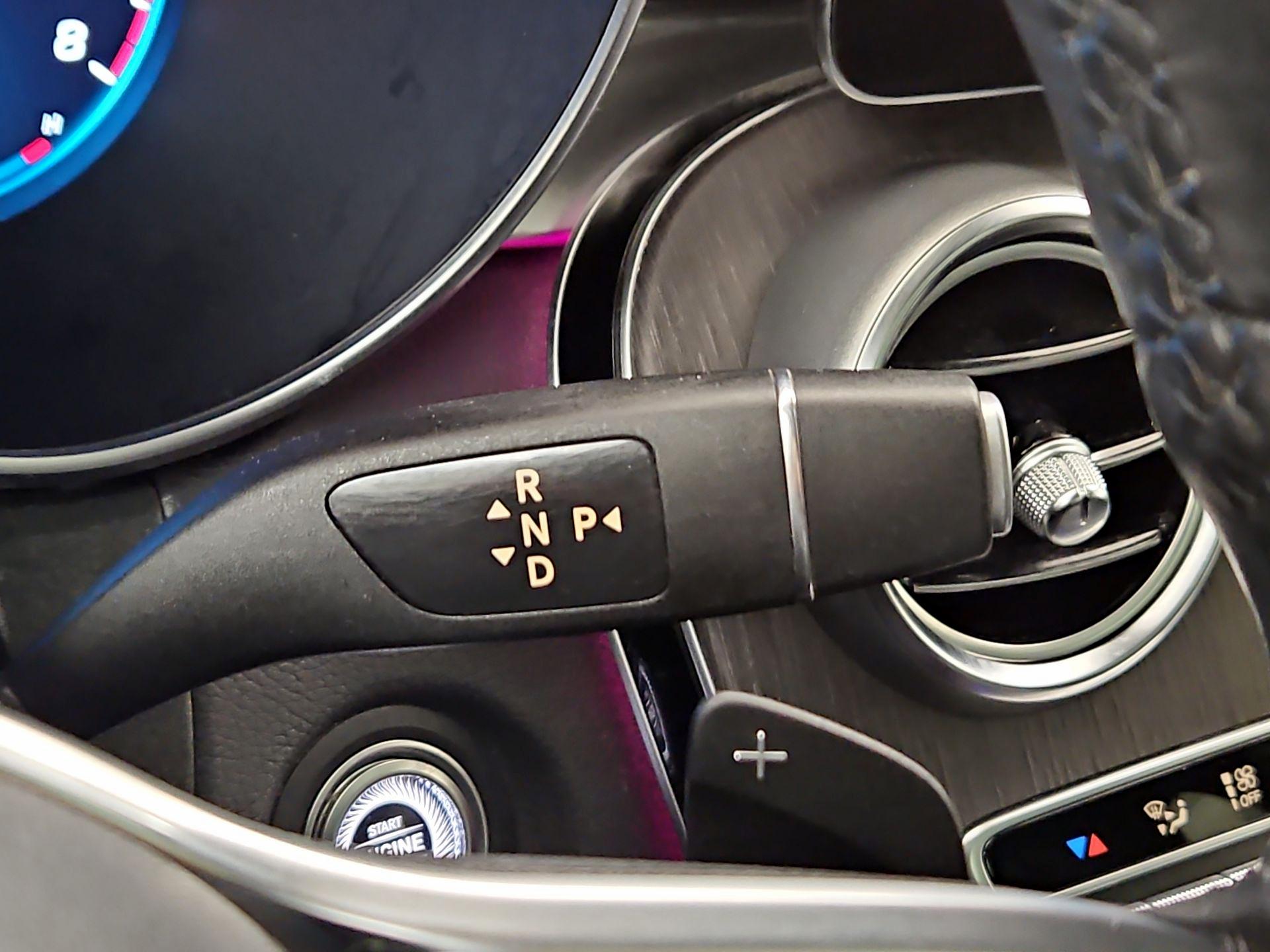 Thumbnail: 2022 Mercedes-Benz GLC - 17