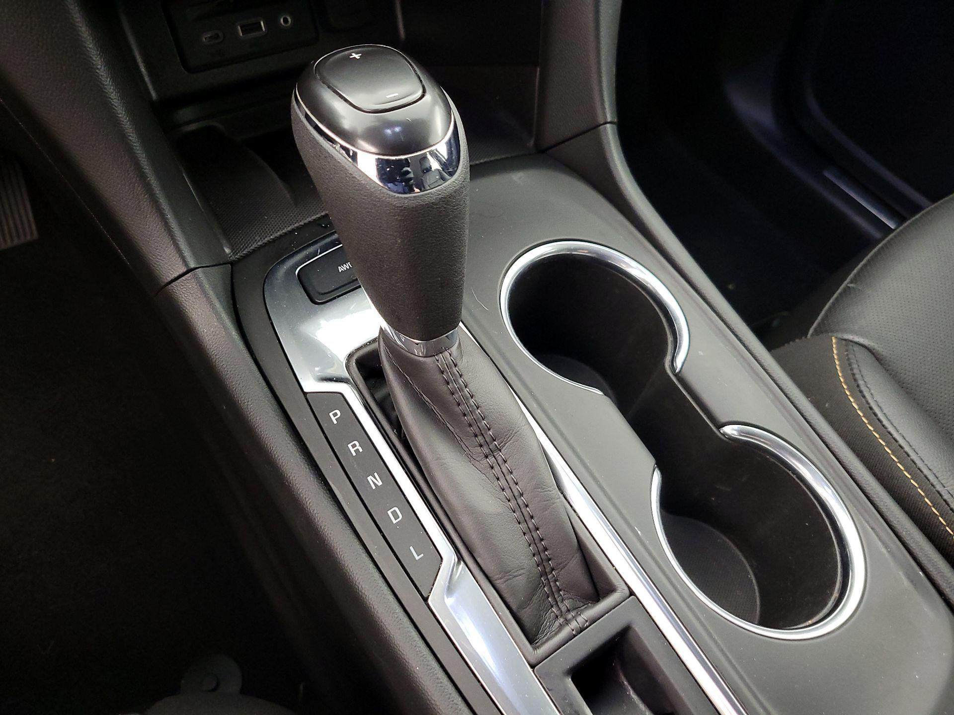 Thumbnail: 2020 Chevrolet Equinox - 18