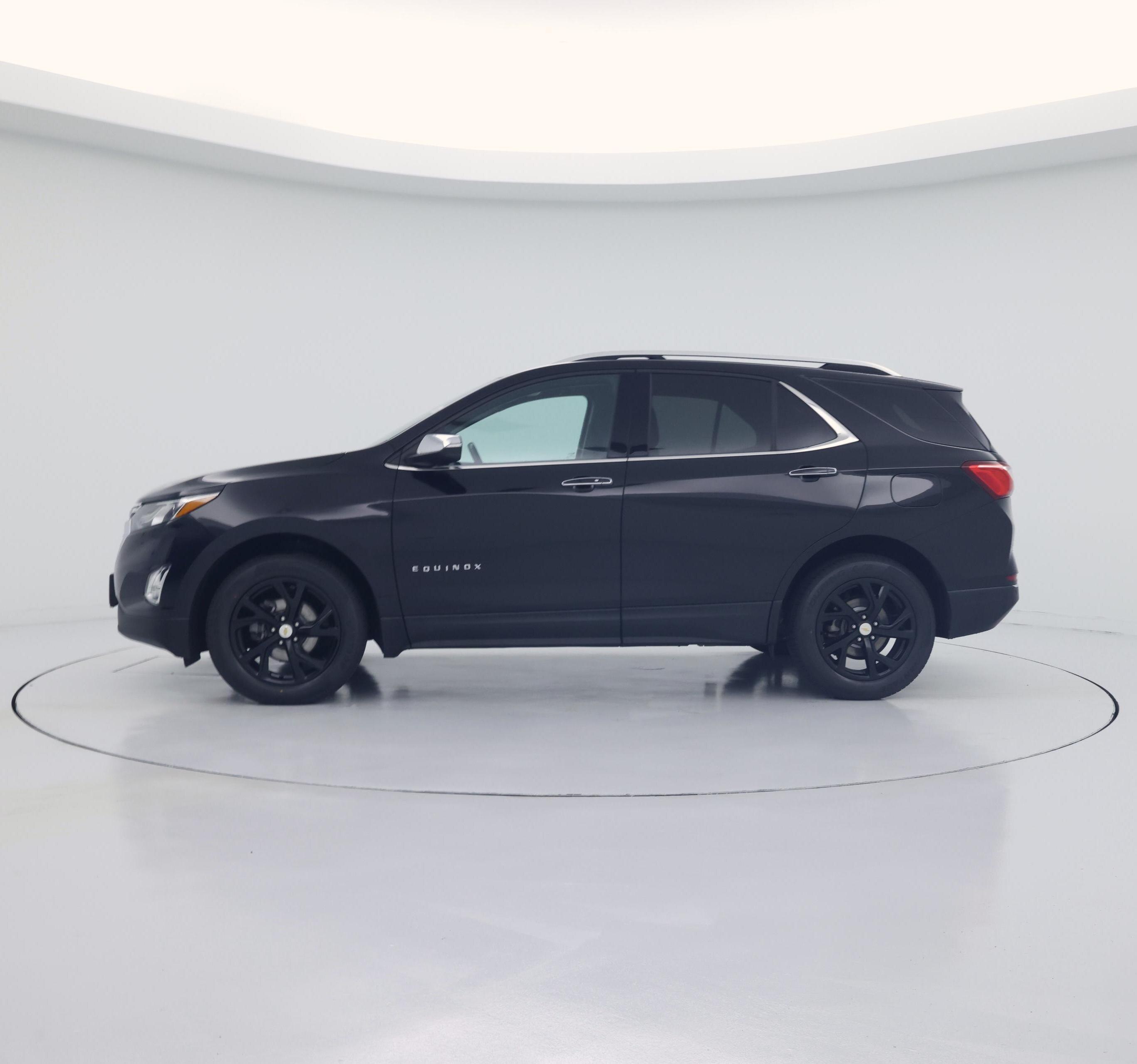 Thumbnail: 2020 Chevrolet Equinox - 3