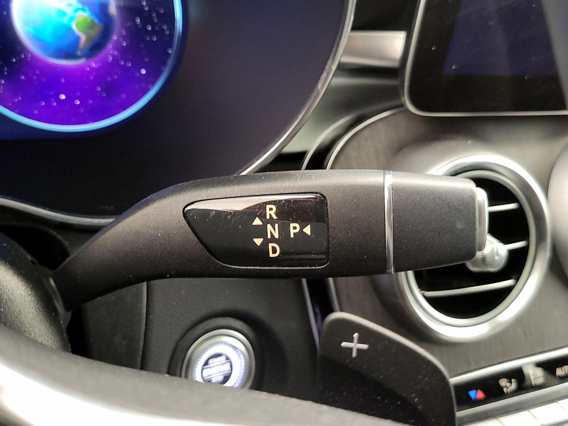 Thumbnail: 2022 Mercedes-Benz GLC - 18