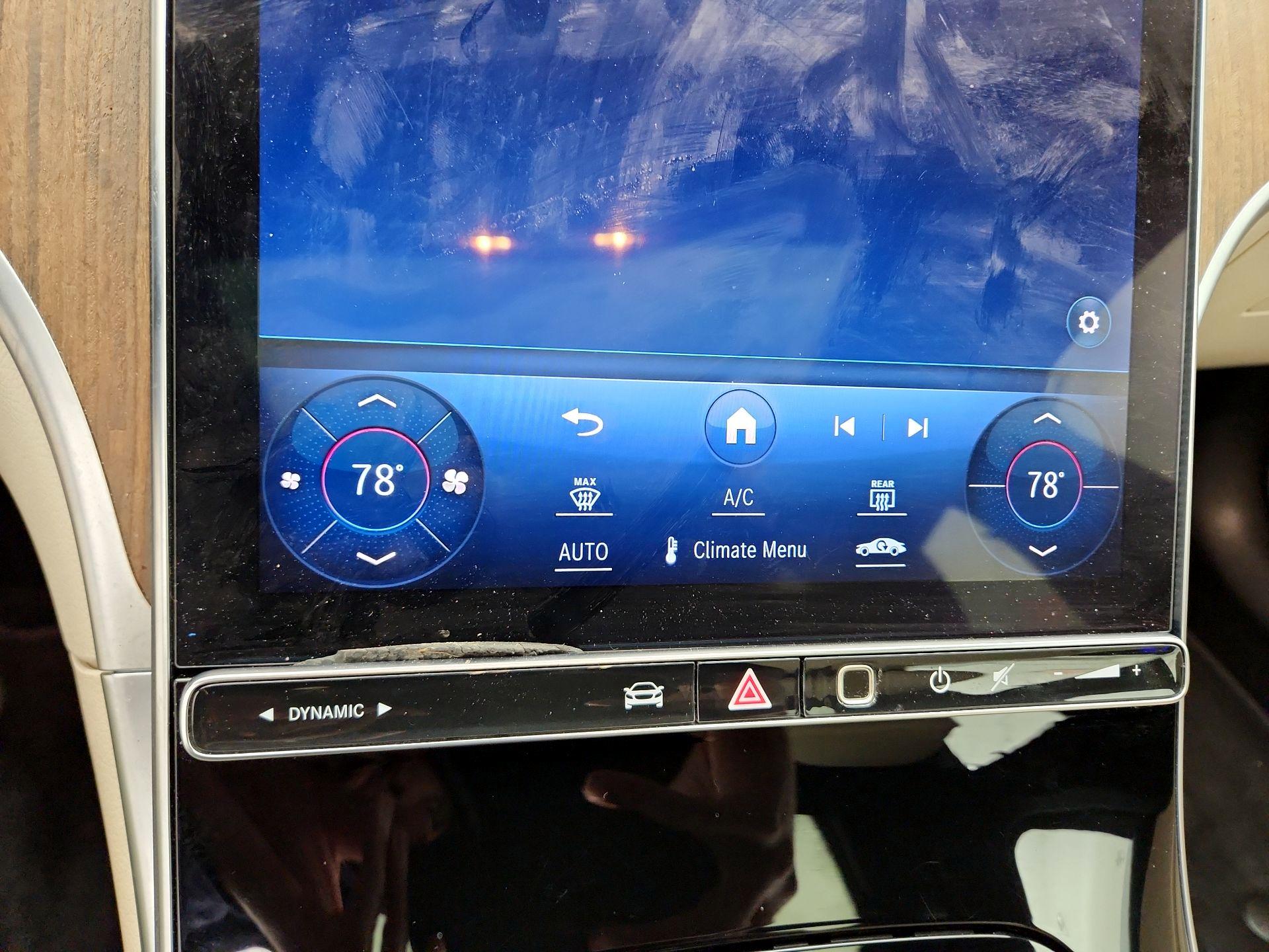 Thumbnail: 2022 Mercedes-Benz C-Class - 16