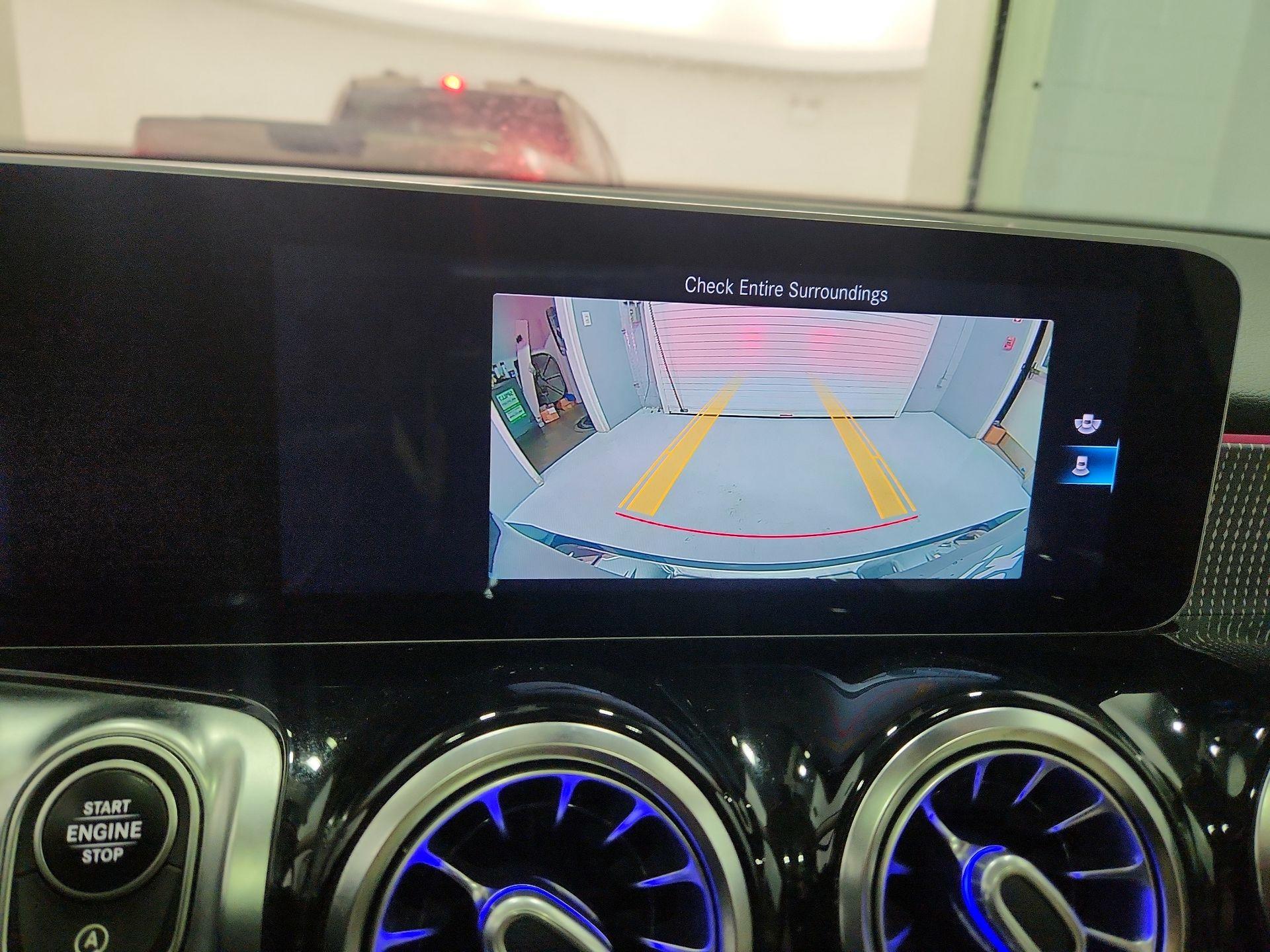 Thumbnail: 2021 Mercedes-Benz GLB - 14