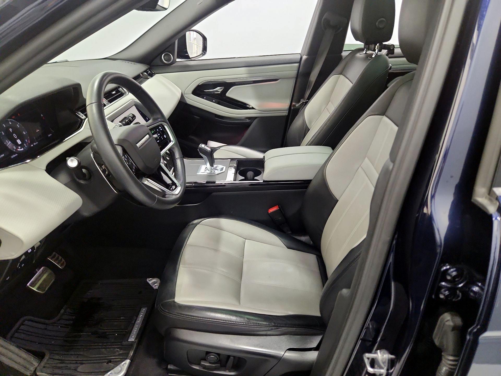 Thumbnail: 2023 Land Rover Range Rover Evoque - 11