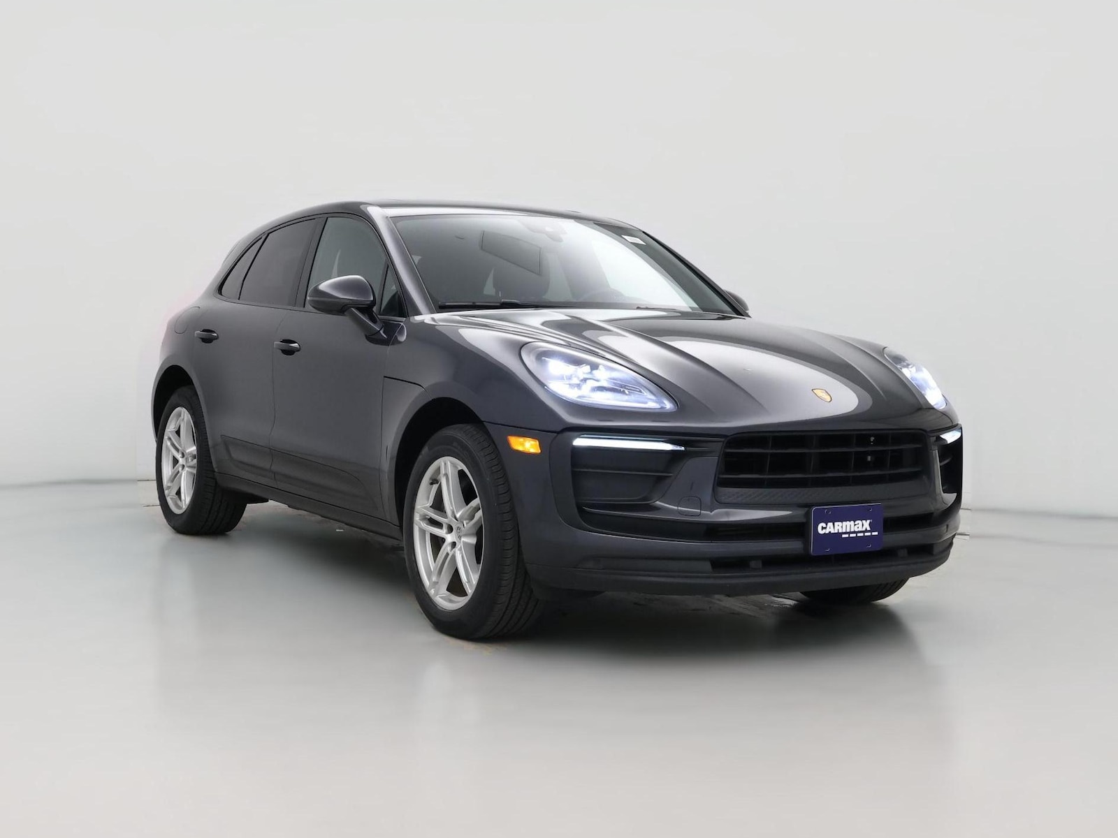 2022 Porsche Macan Base