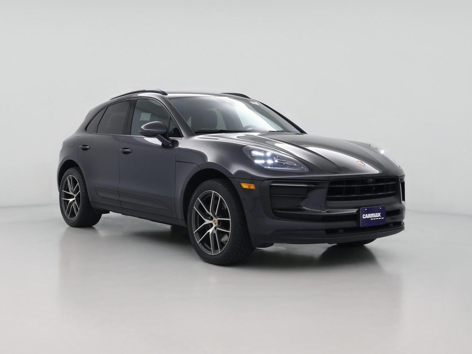 2022 Porsche Macan Base