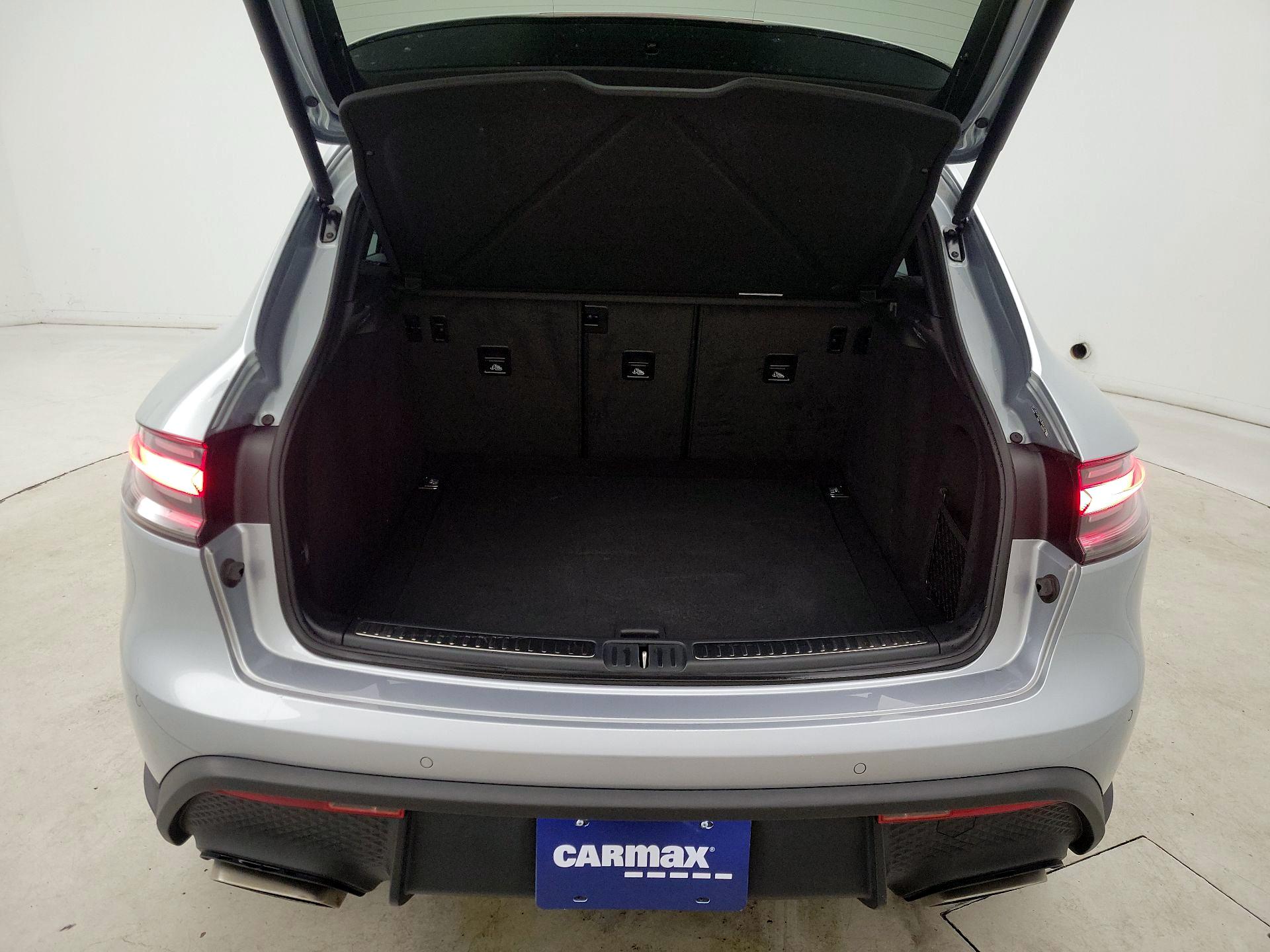 Thumbnail: 2022 Porsche Macan - 20