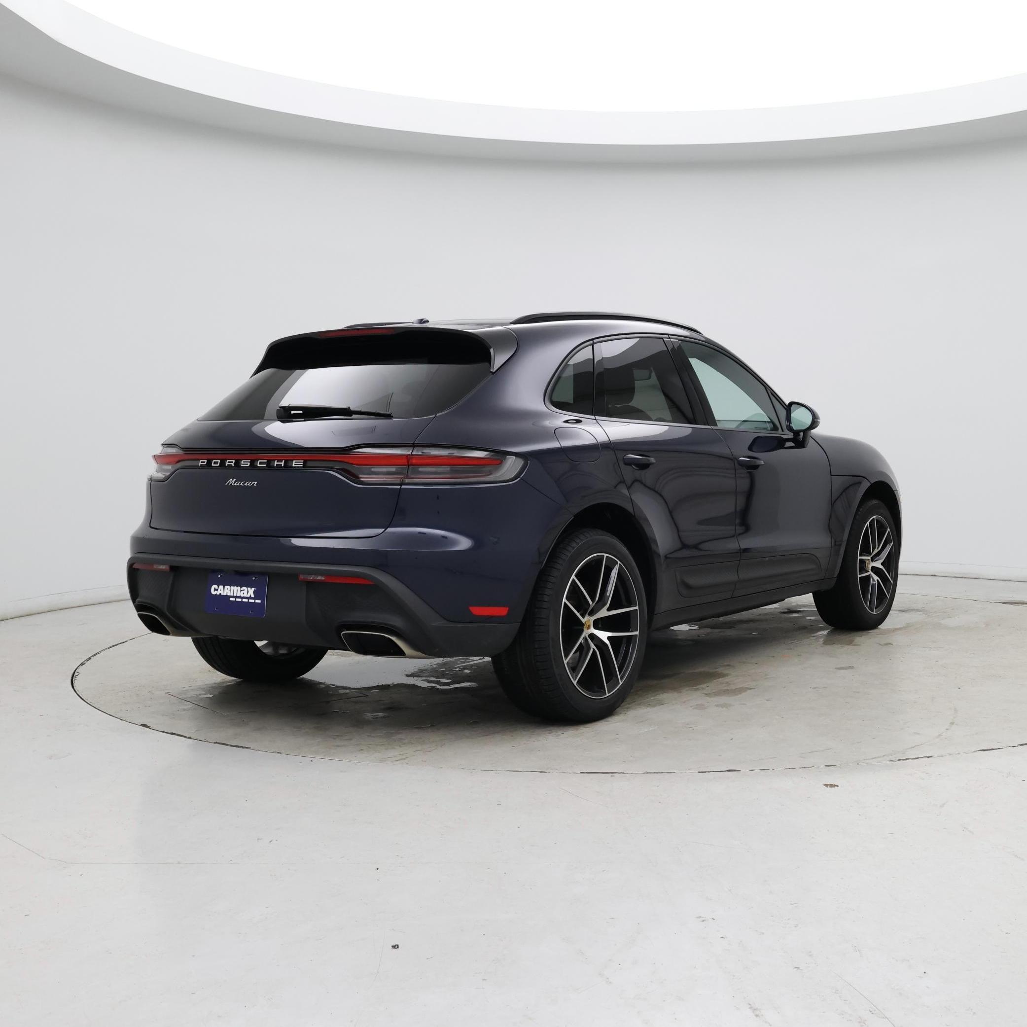Thumbnail: 2023 Porsche Macan - 8