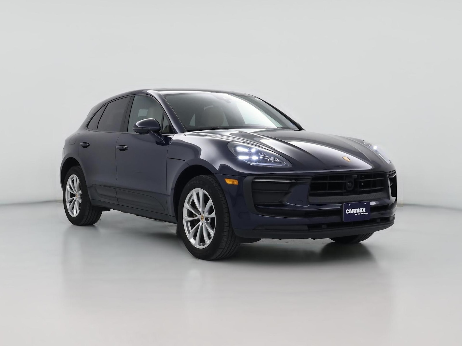 2023 Porsche Macan T