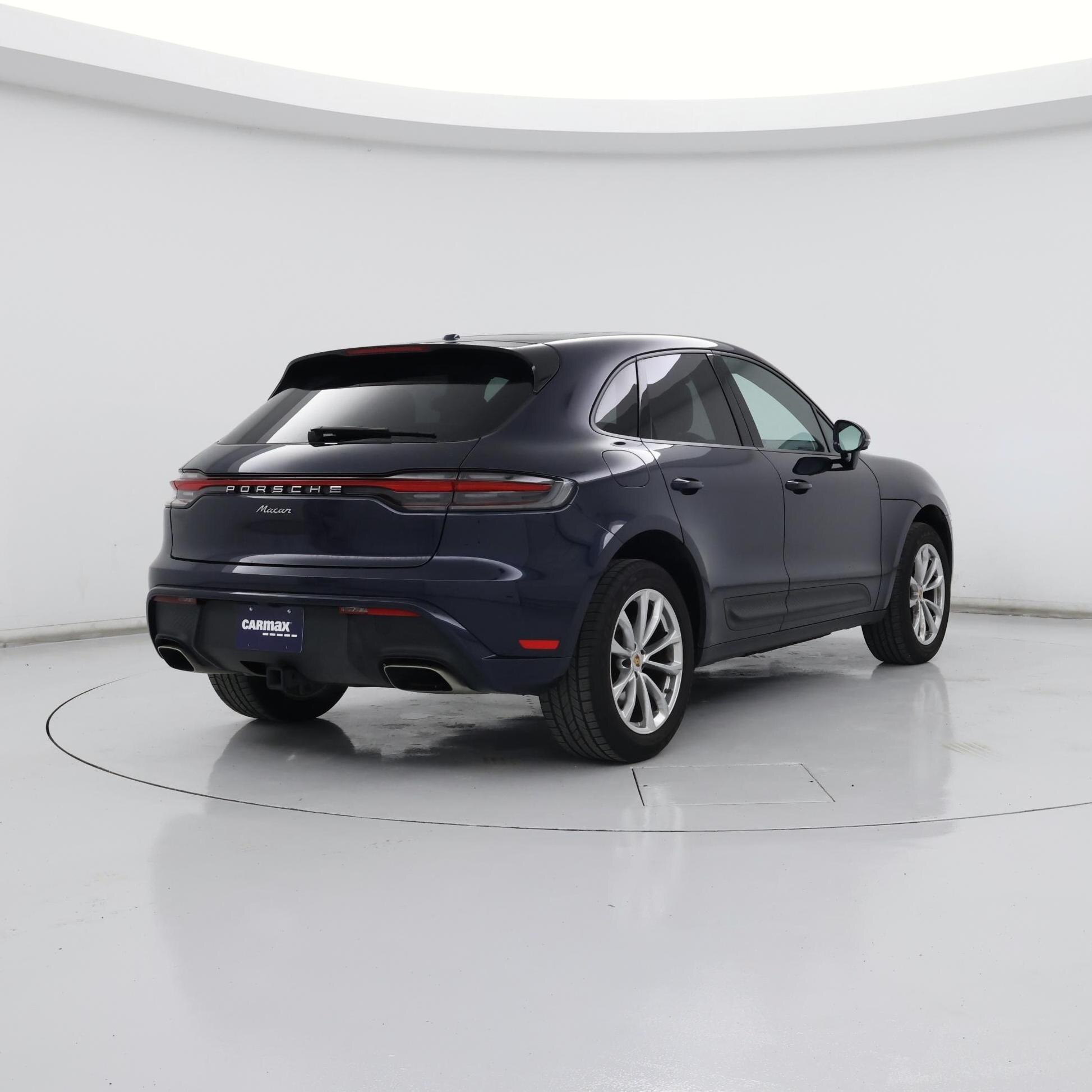 Thumbnail: 2023 Porsche Macan - 8