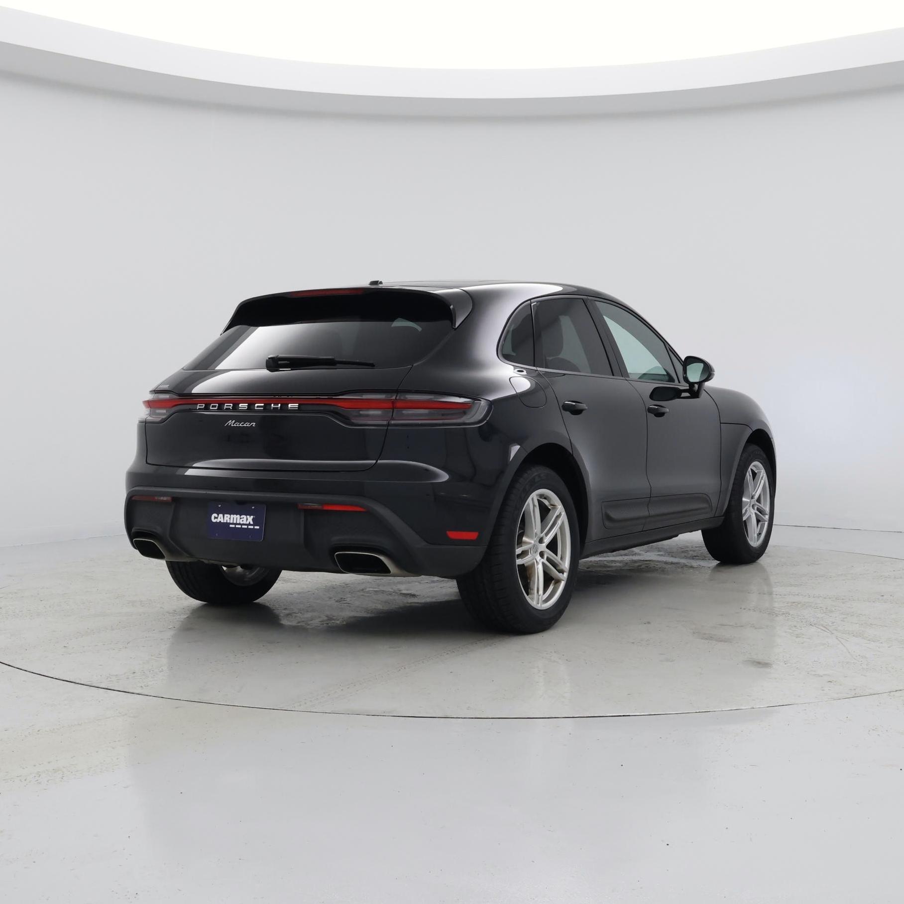 Thumbnail: 2023 Porsche Macan - 8
