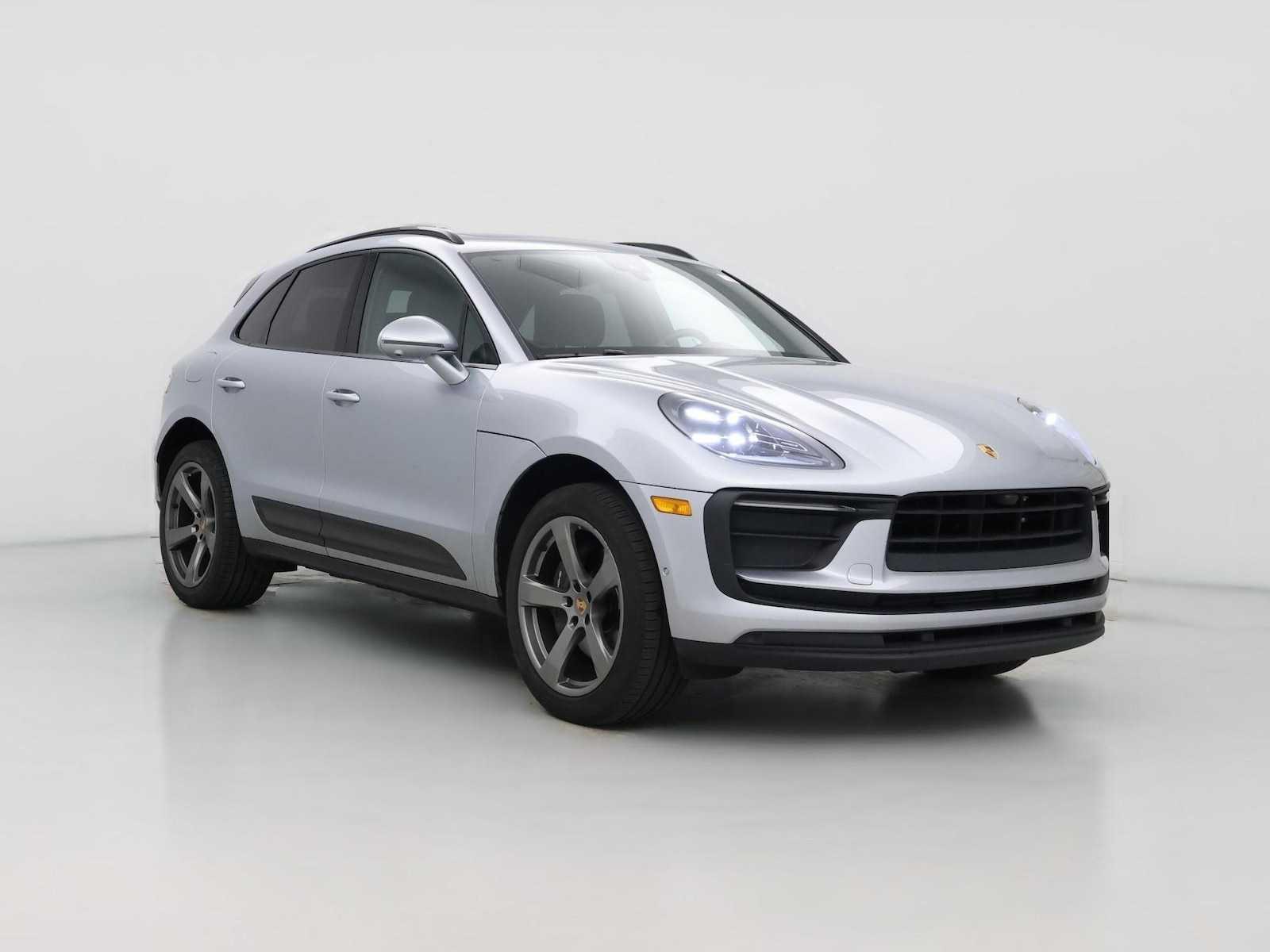 2022 Porsche Macan Base