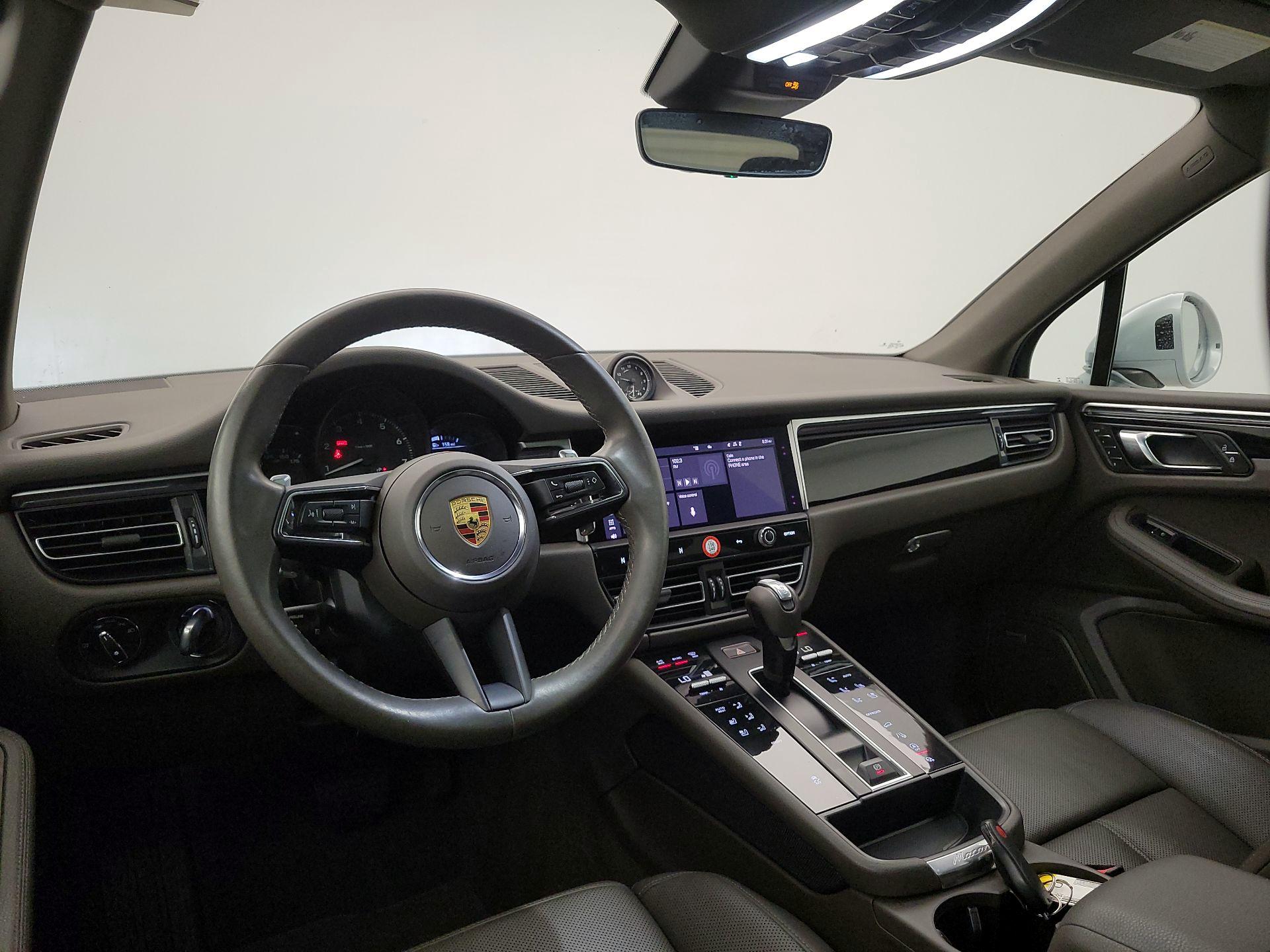 Thumbnail: 2022 Porsche Macan - 9