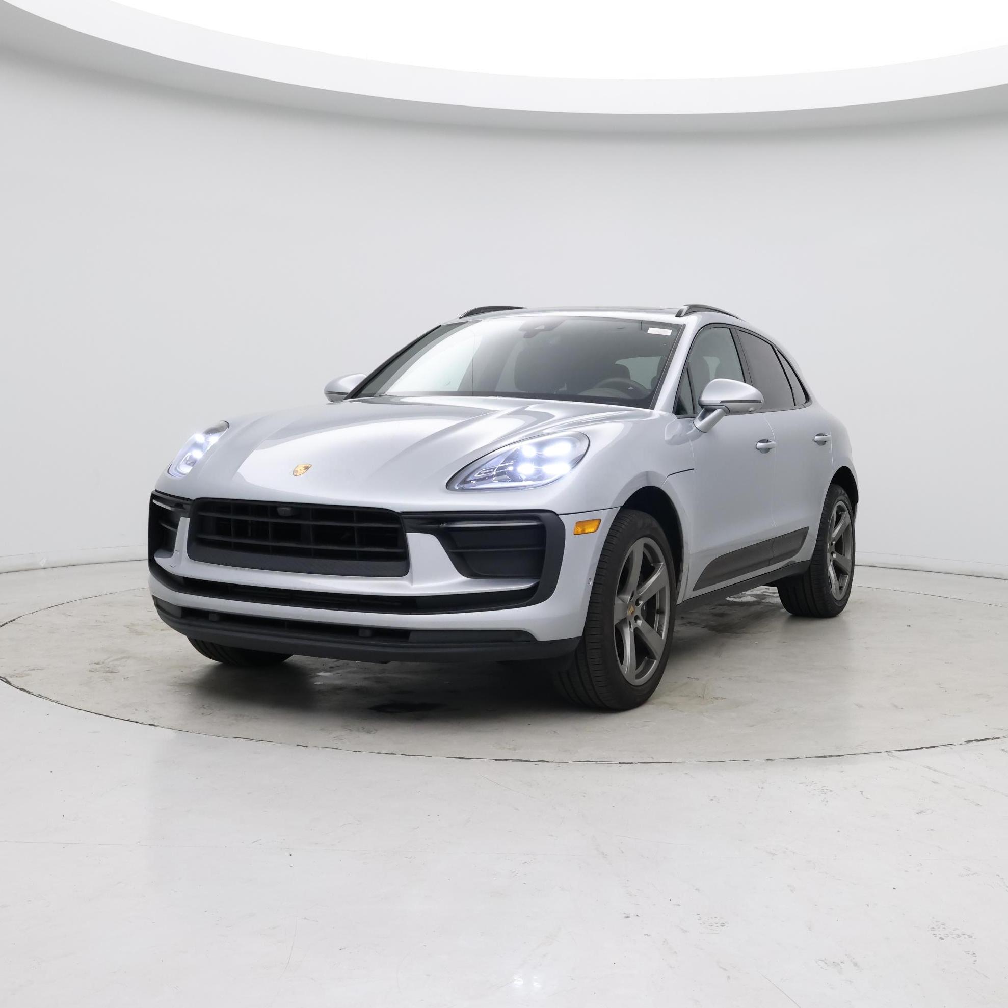 Thumbnail: 2022 Porsche Macan - 4