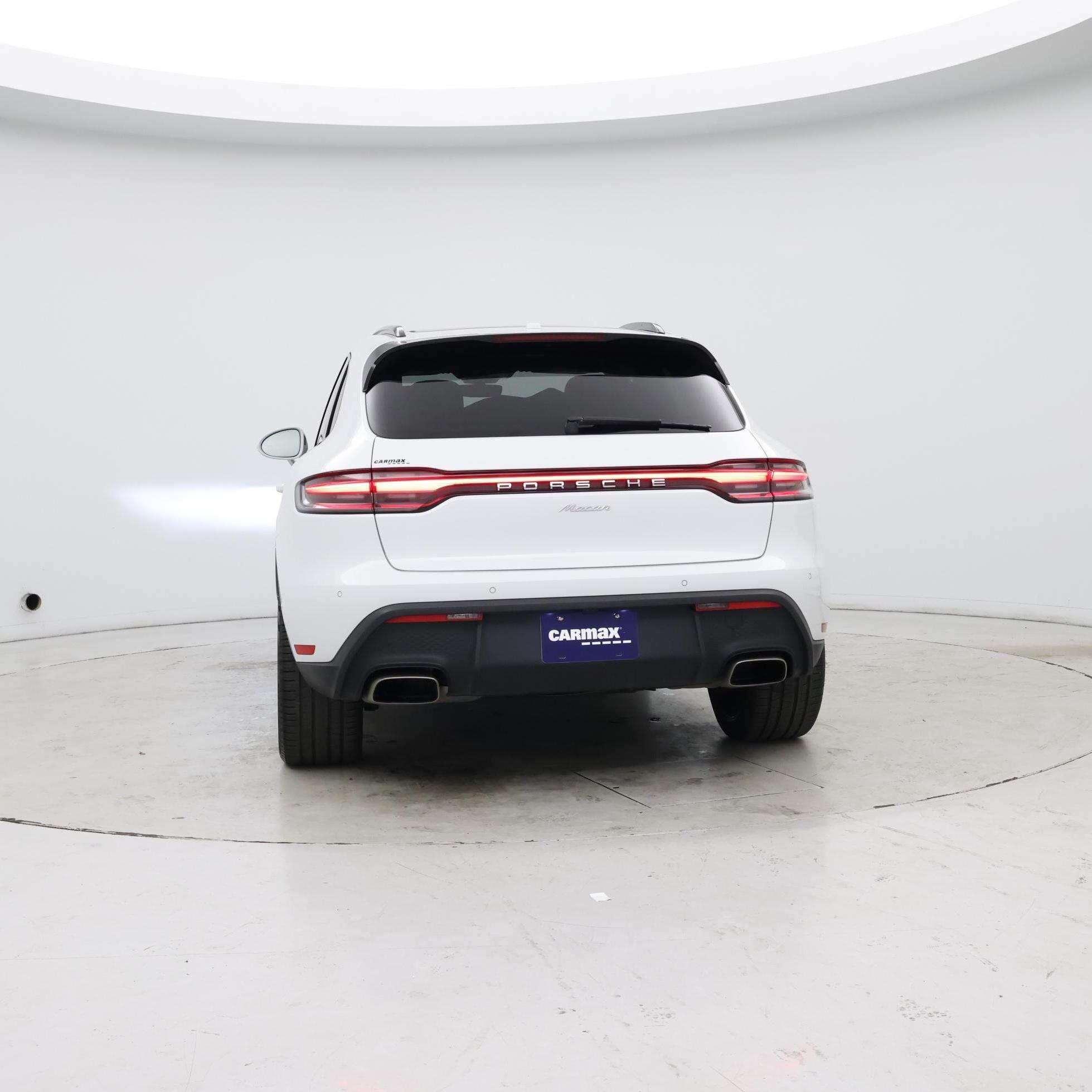 Thumbnail: 2022 Porsche Macan - 6