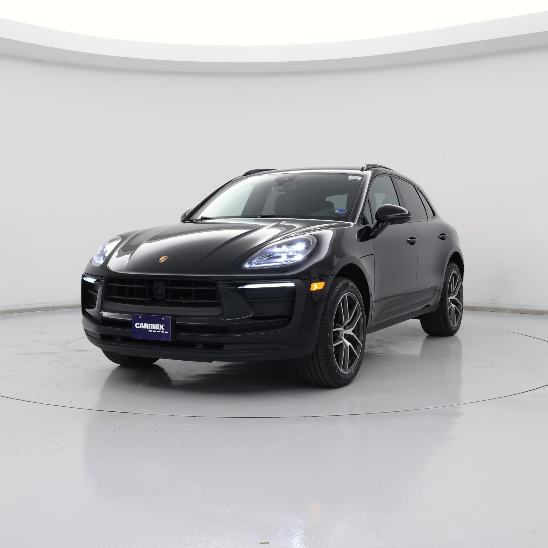 Thumbnail: 2023 Porsche Macan - 4