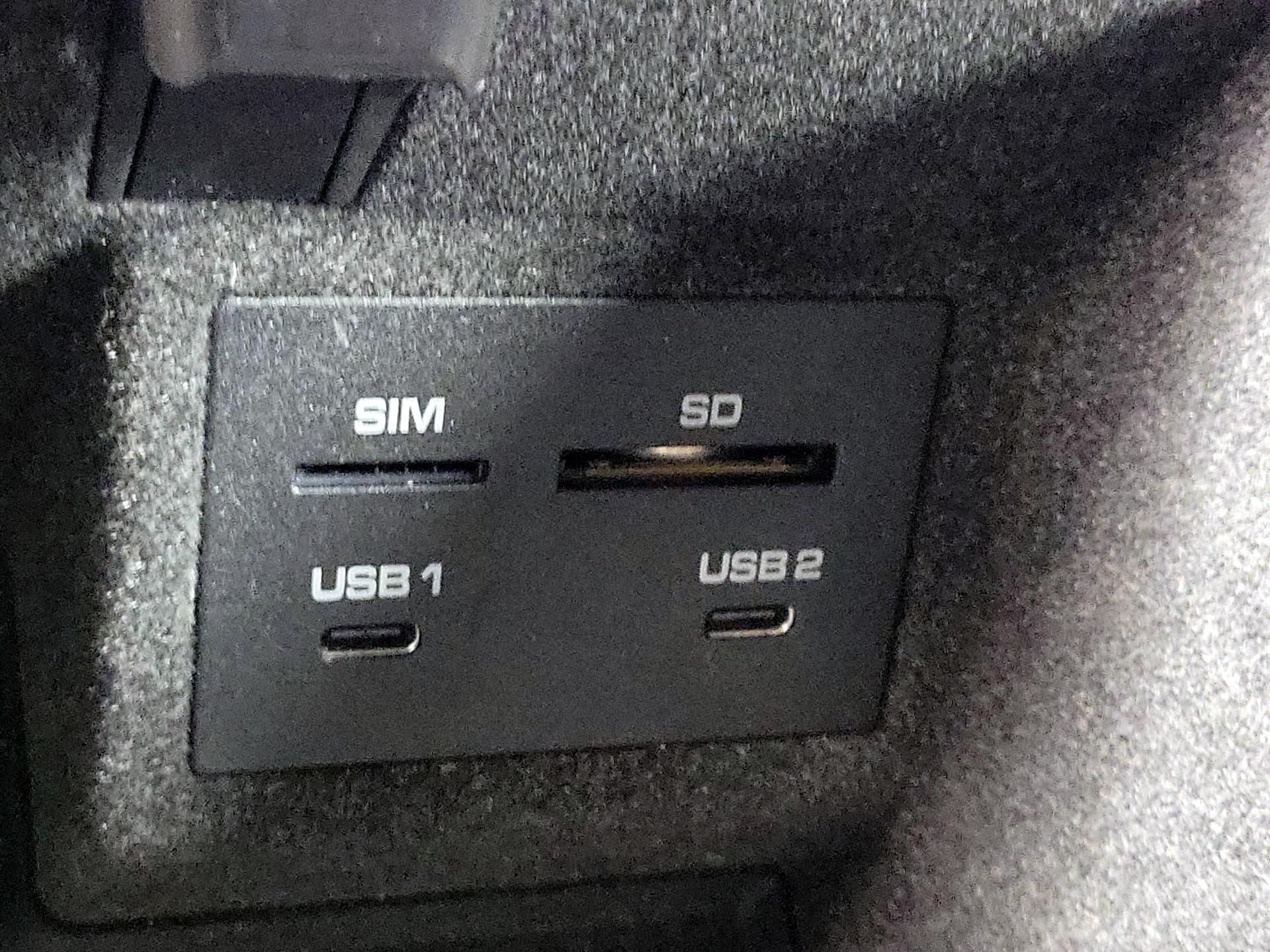 Thumbnail: 2023 Porsche Macan - 19