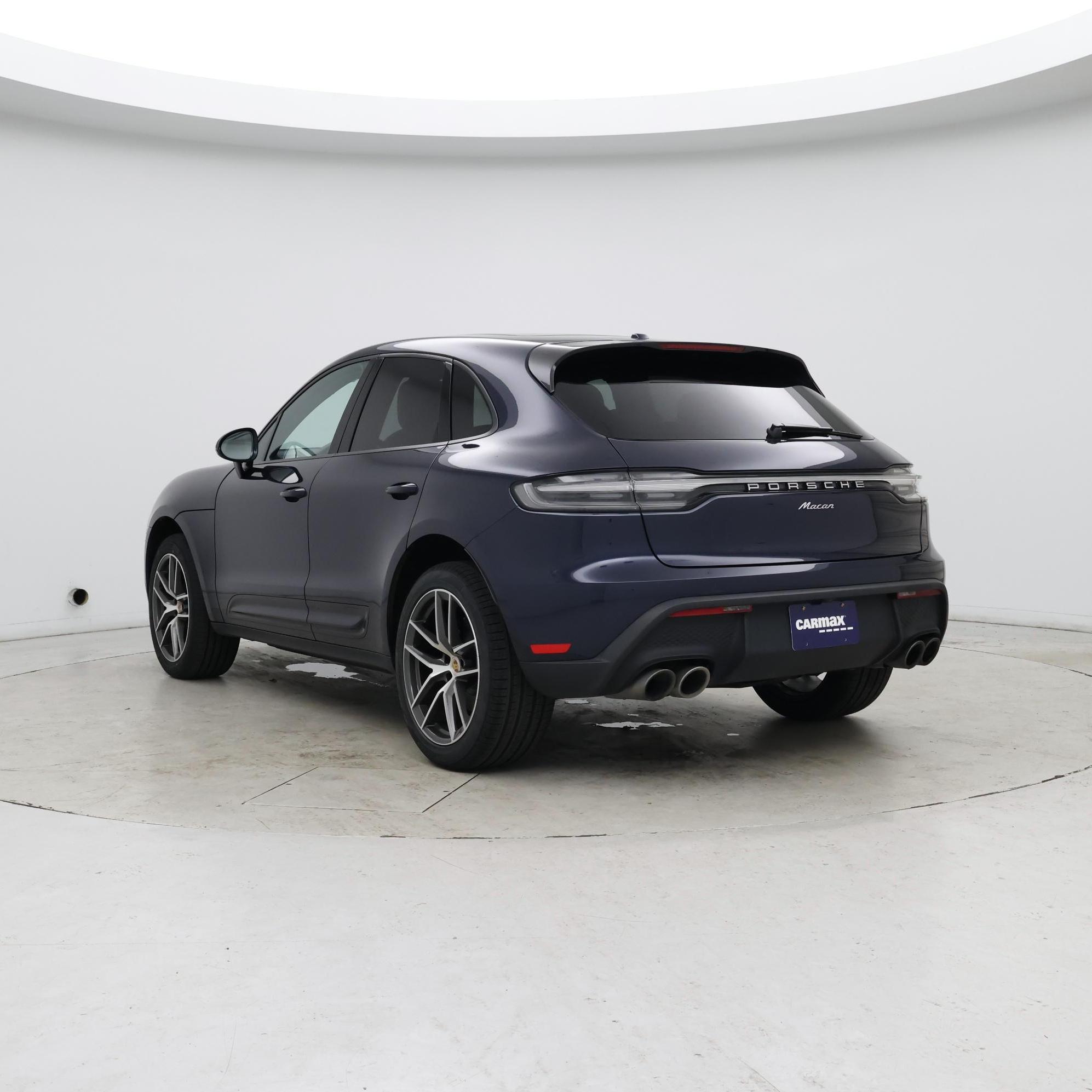 Thumbnail: 2022 Porsche Macan - 2