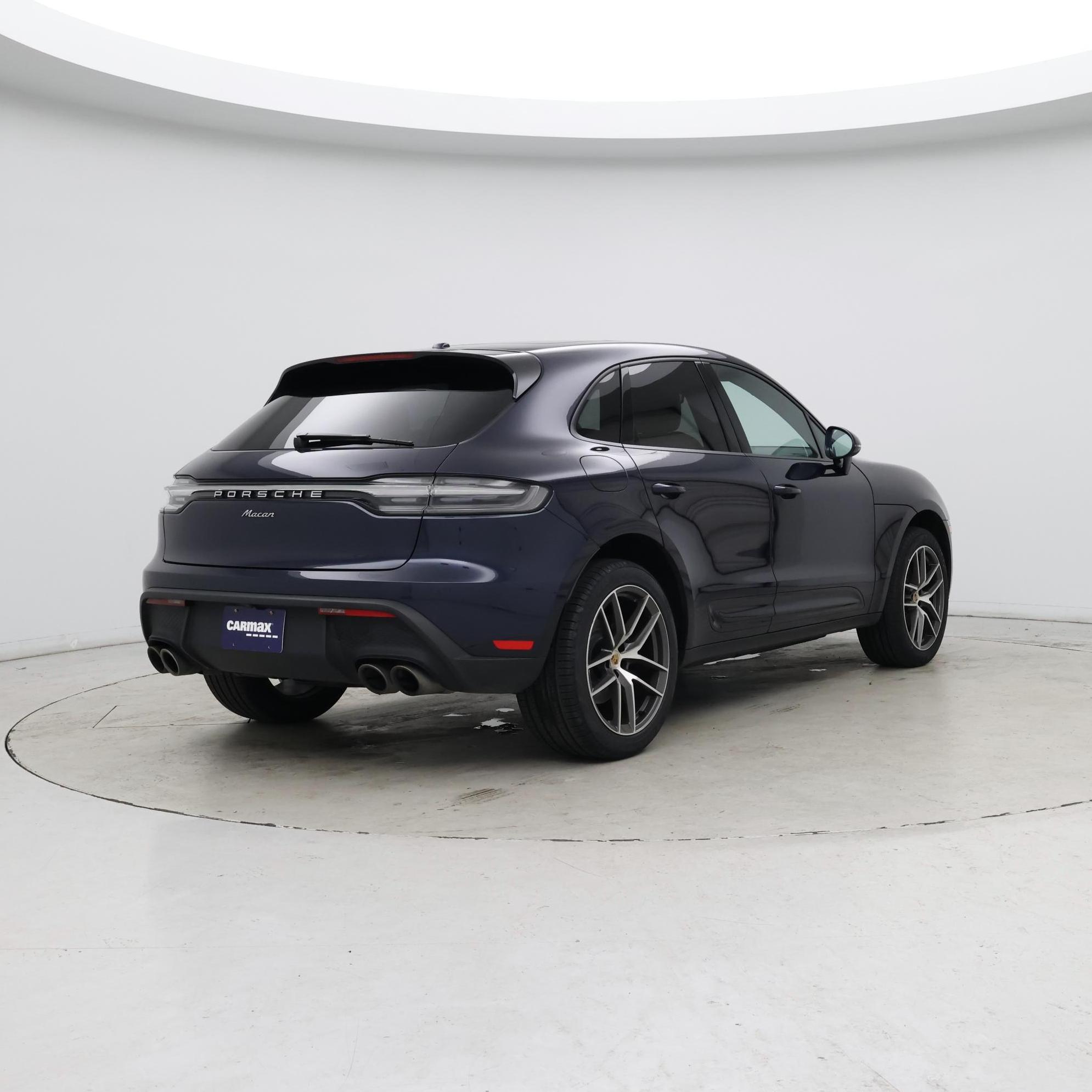 Thumbnail: 2022 Porsche Macan - 8