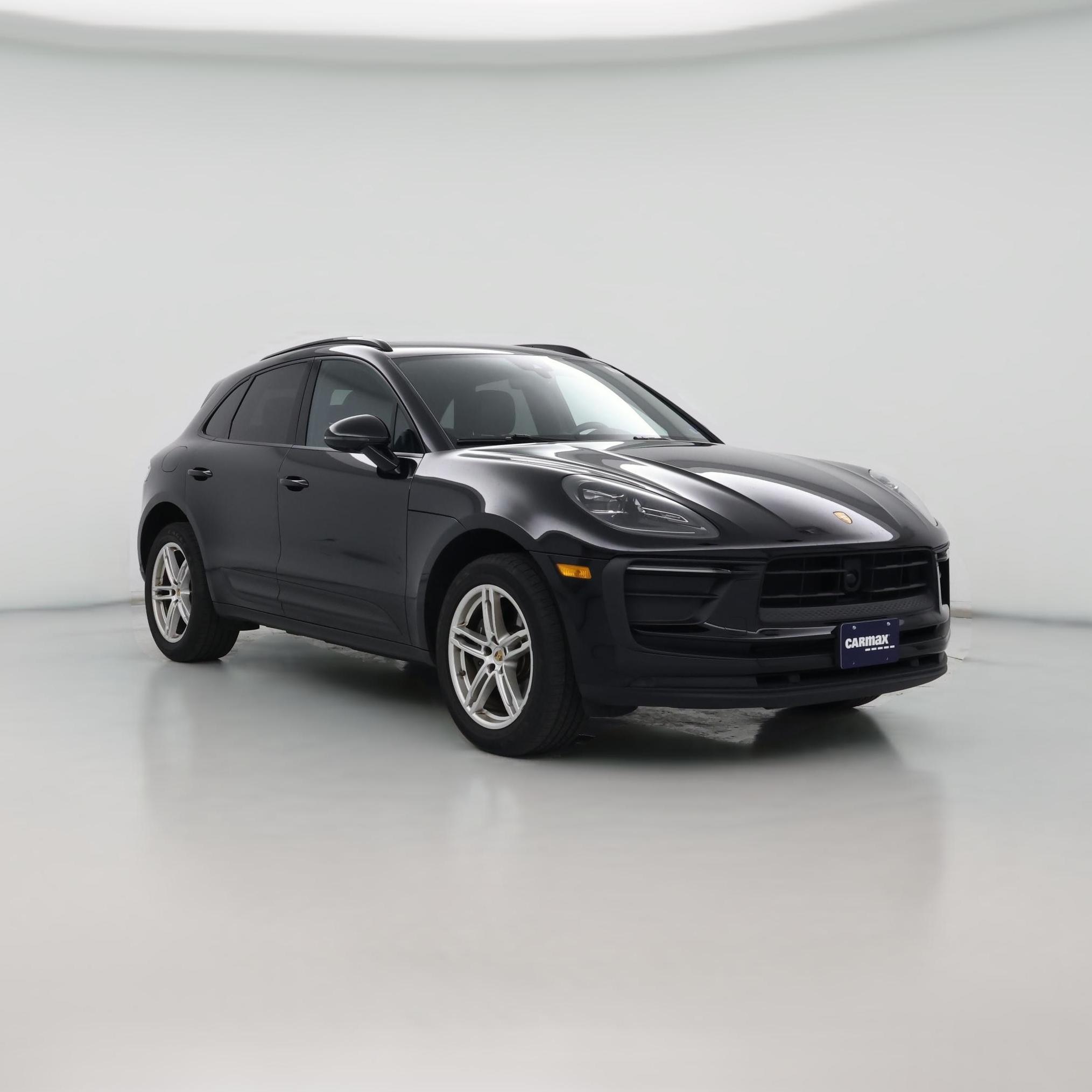 Thumbnail: 2023 Porsche Macan - 1