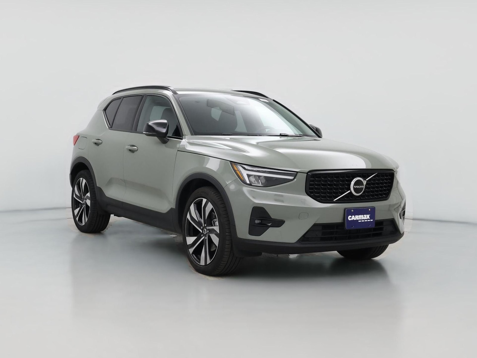 2023 Volvo XC40