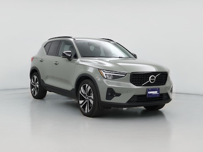 2023 Volvo XC40 B5 Plus Bright Theme
