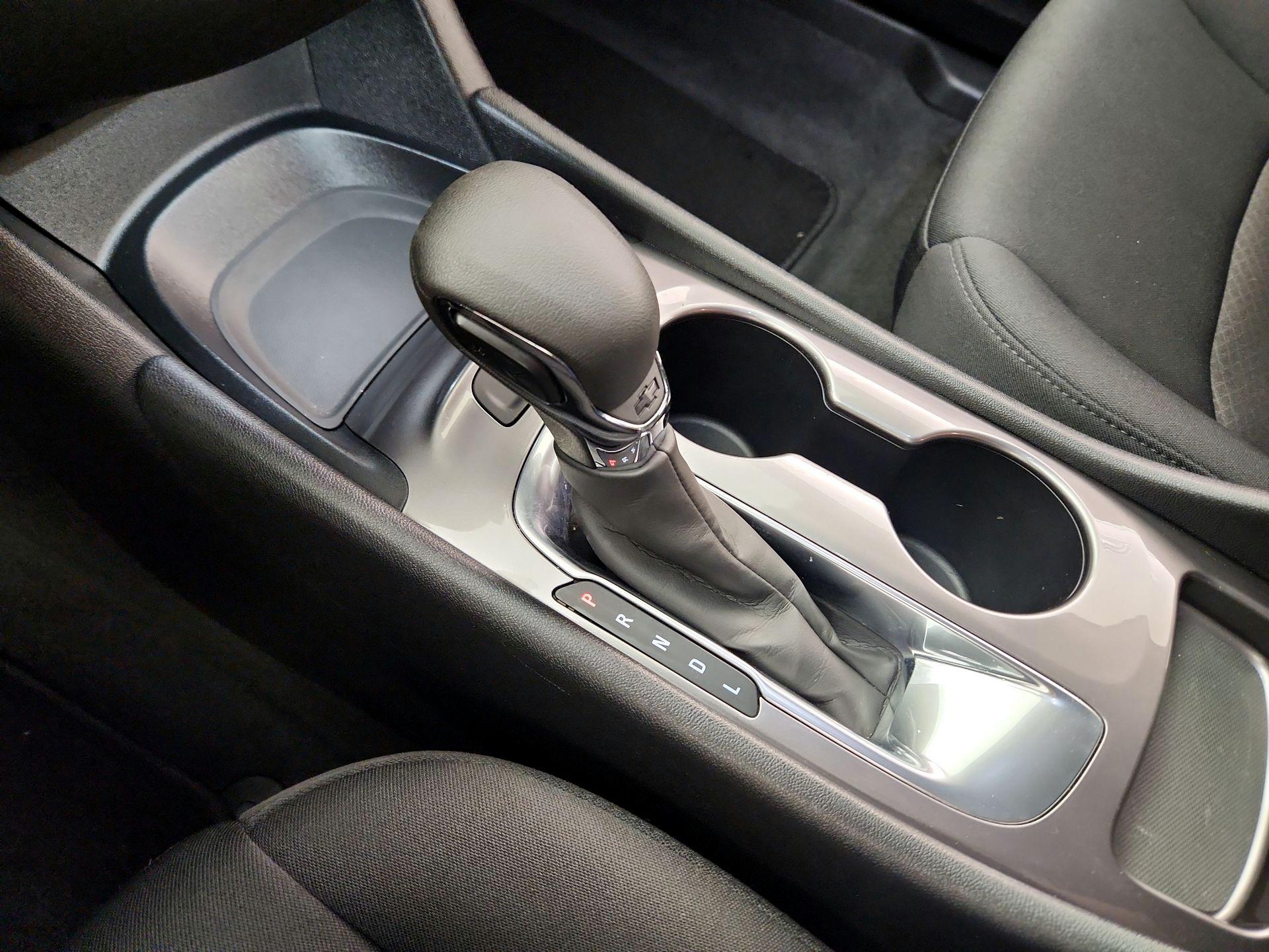 Thumbnail: 2021 Chevrolet Malibu - 17