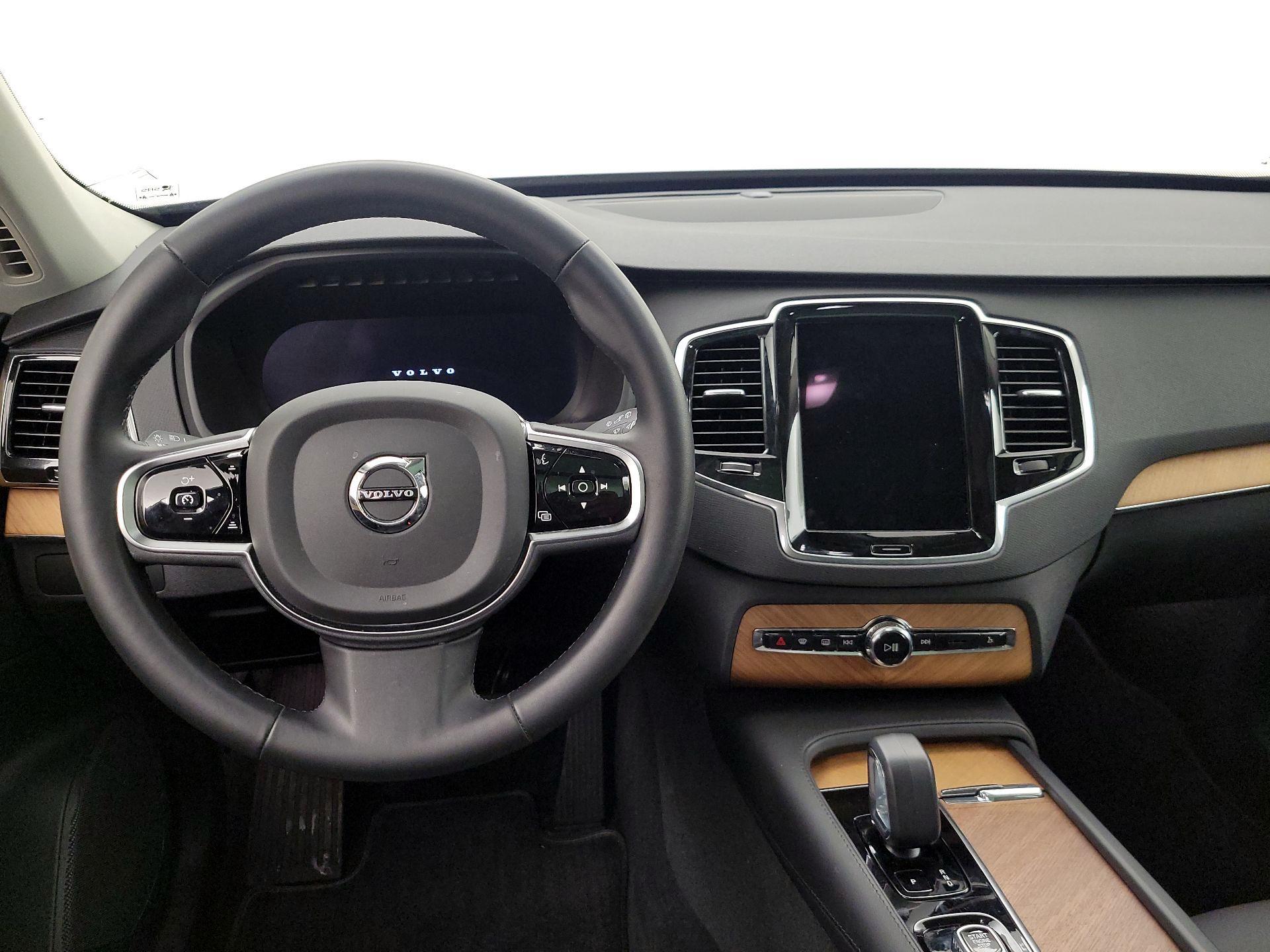 Thumbnail: 2023 Volvo XC90 - 10