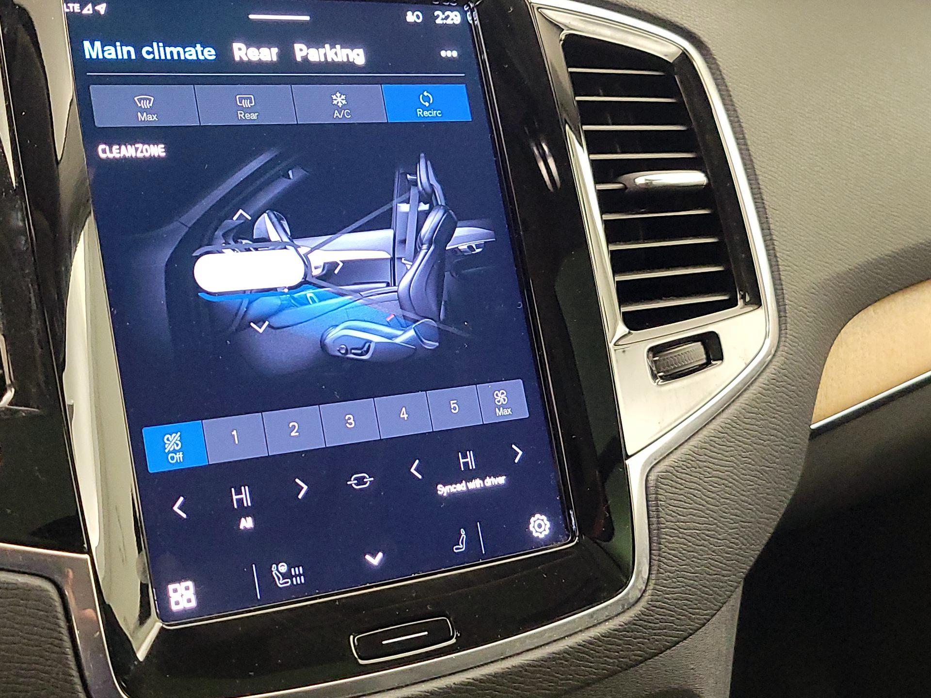 Thumbnail: 2023 Volvo XC90 - 17