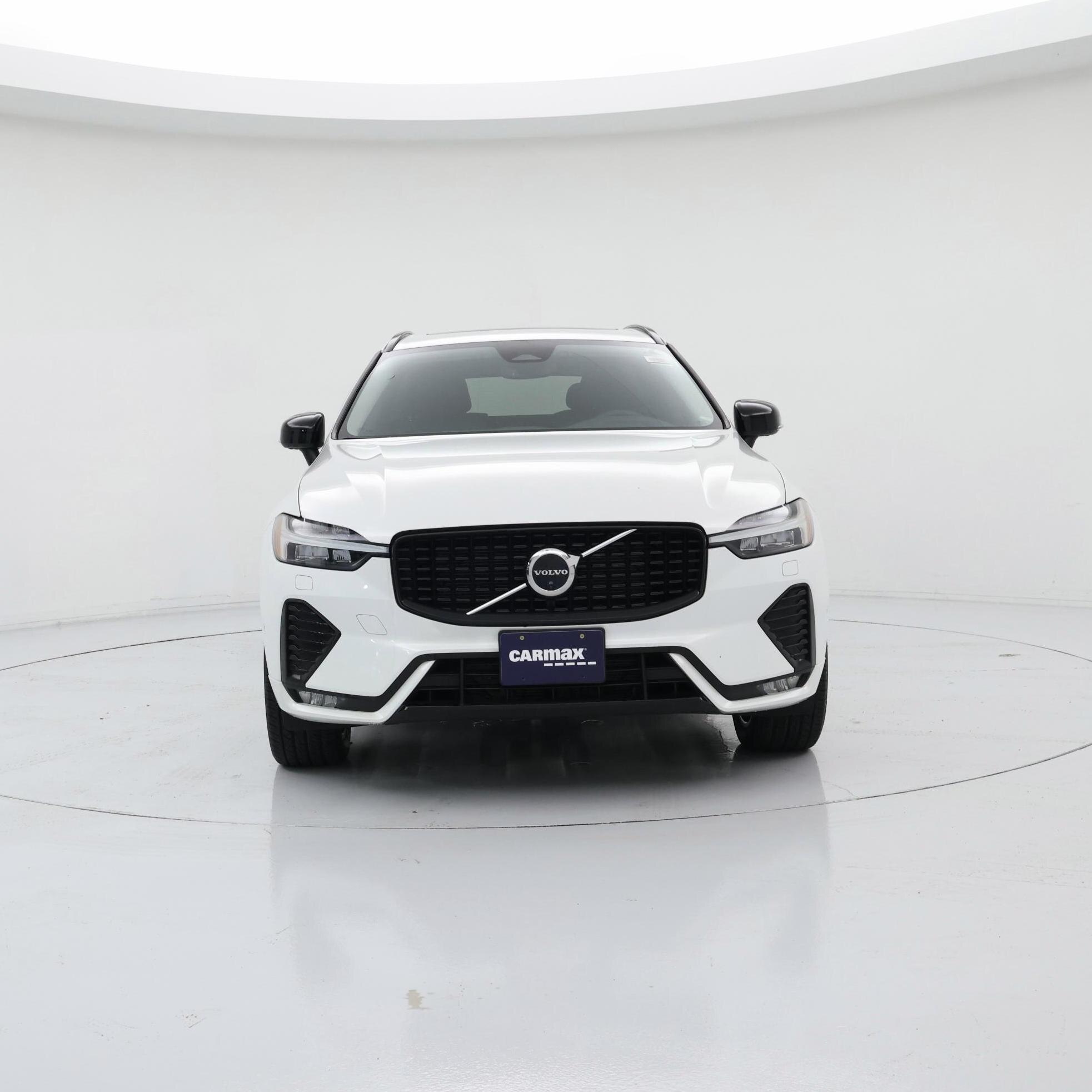 Thumbnail: 2023 Volvo XC60 - 5