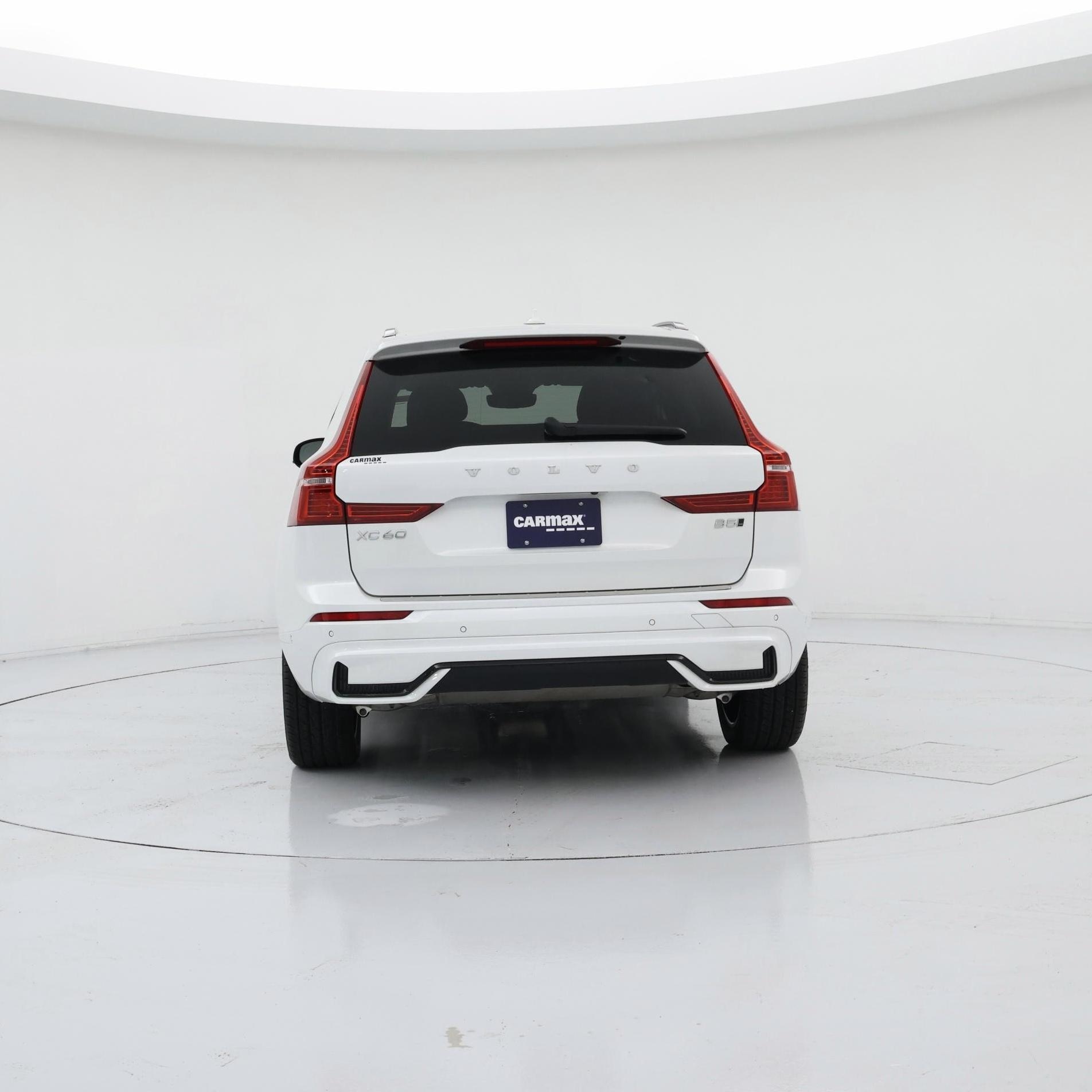 Thumbnail: 2023 Volvo XC60 - 6